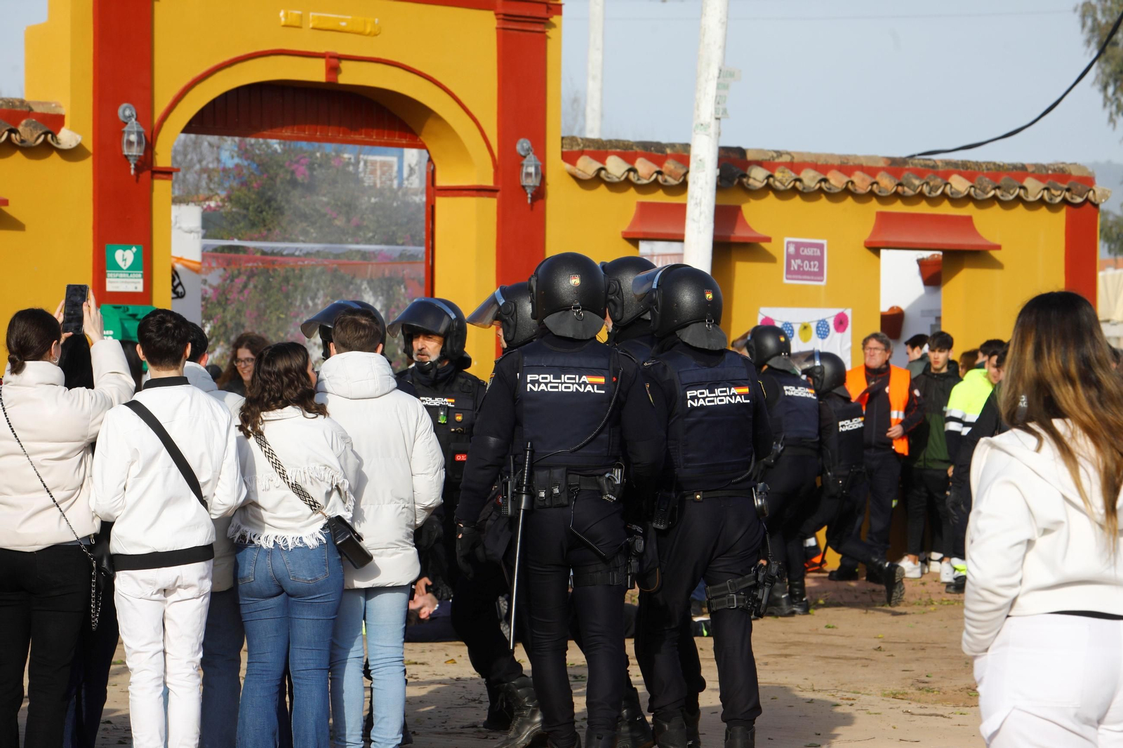 El simulacro de actuación ante una explosión en la Feria de Córdoba, en imágenes