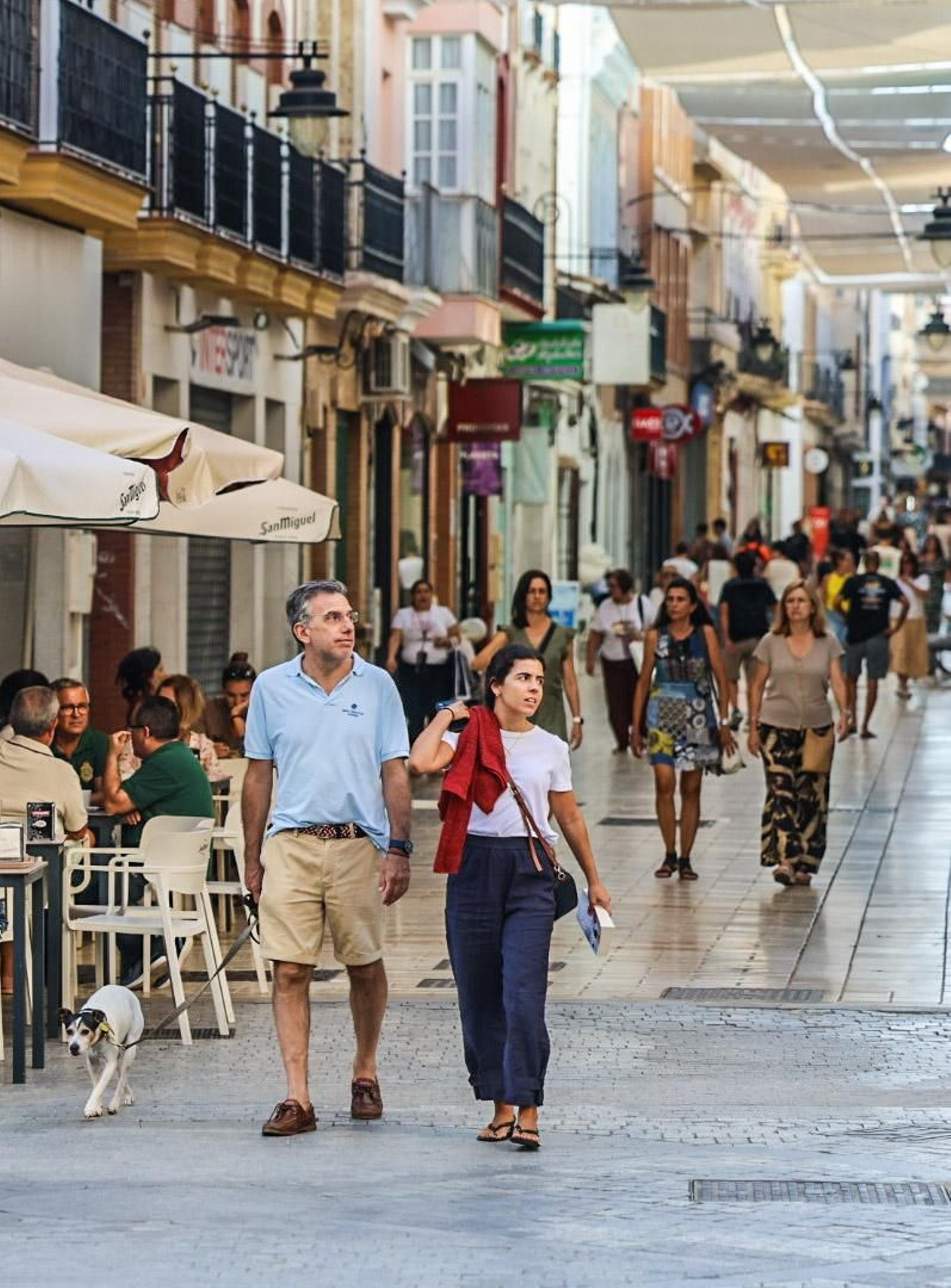 Imágenes del ambiente por el centro en la tarde del lunes