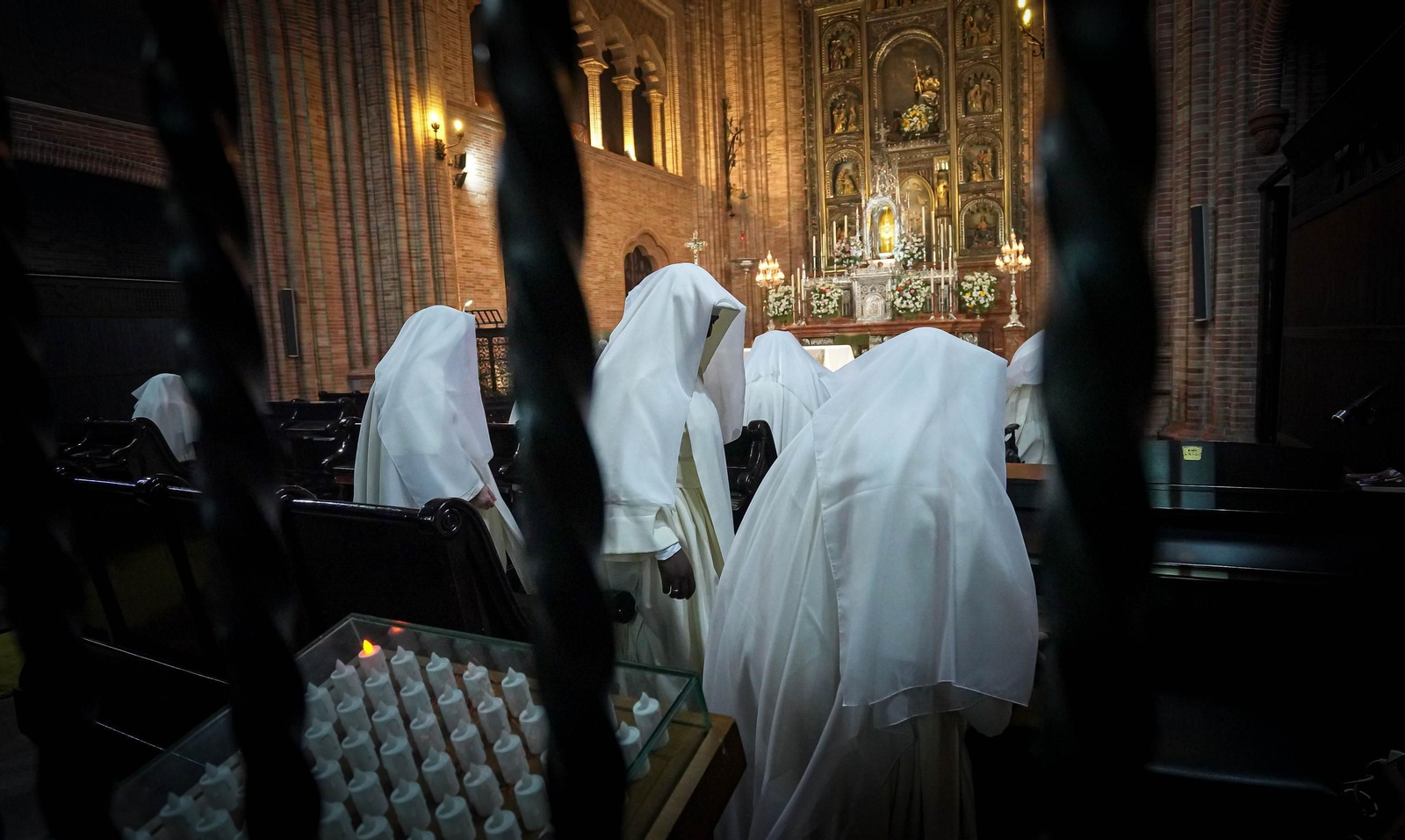 Imágenes de la despedida de las Esclavas de Santísimo Sacramento de Jerez