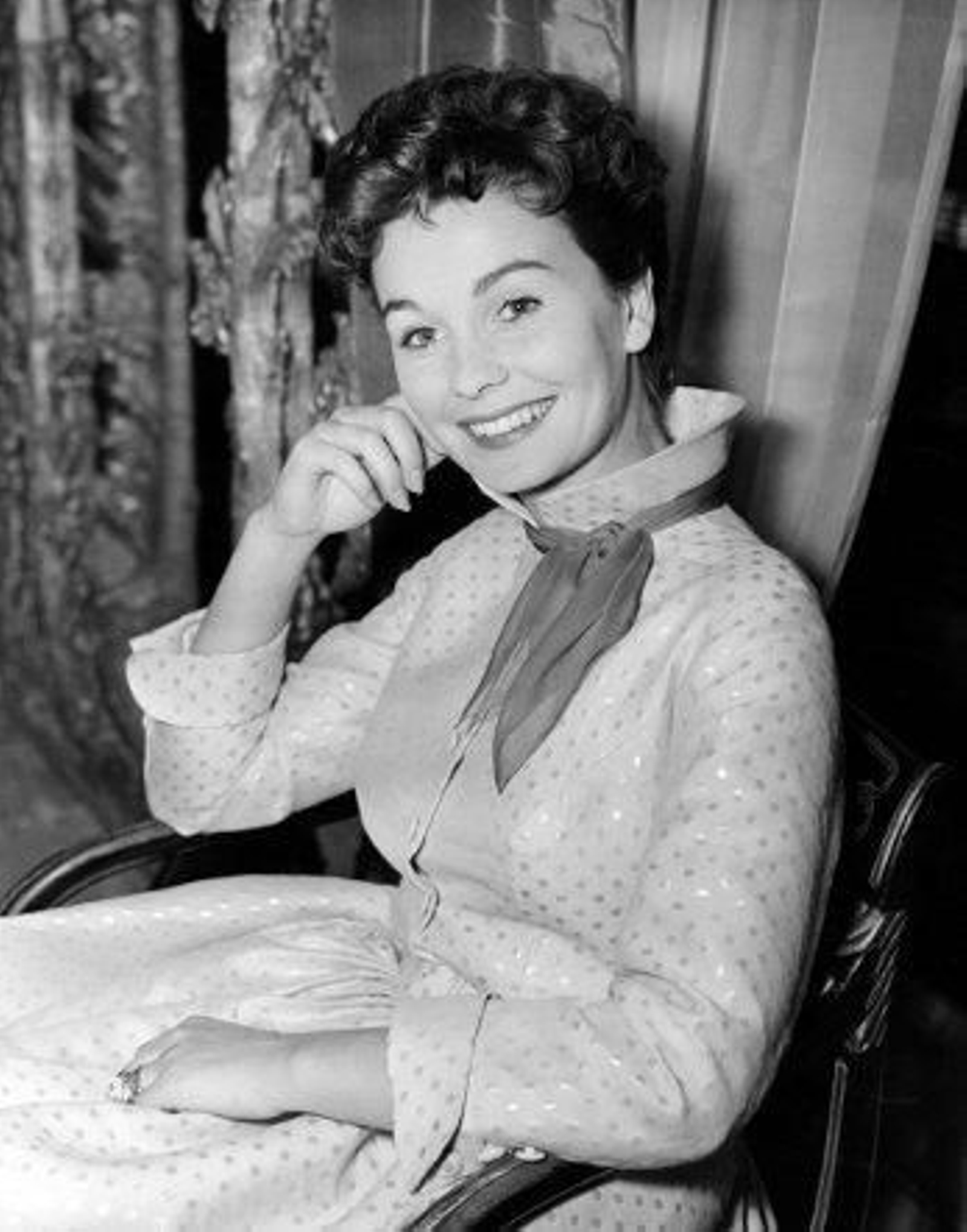 Muere la actriz británica Jean Simmons