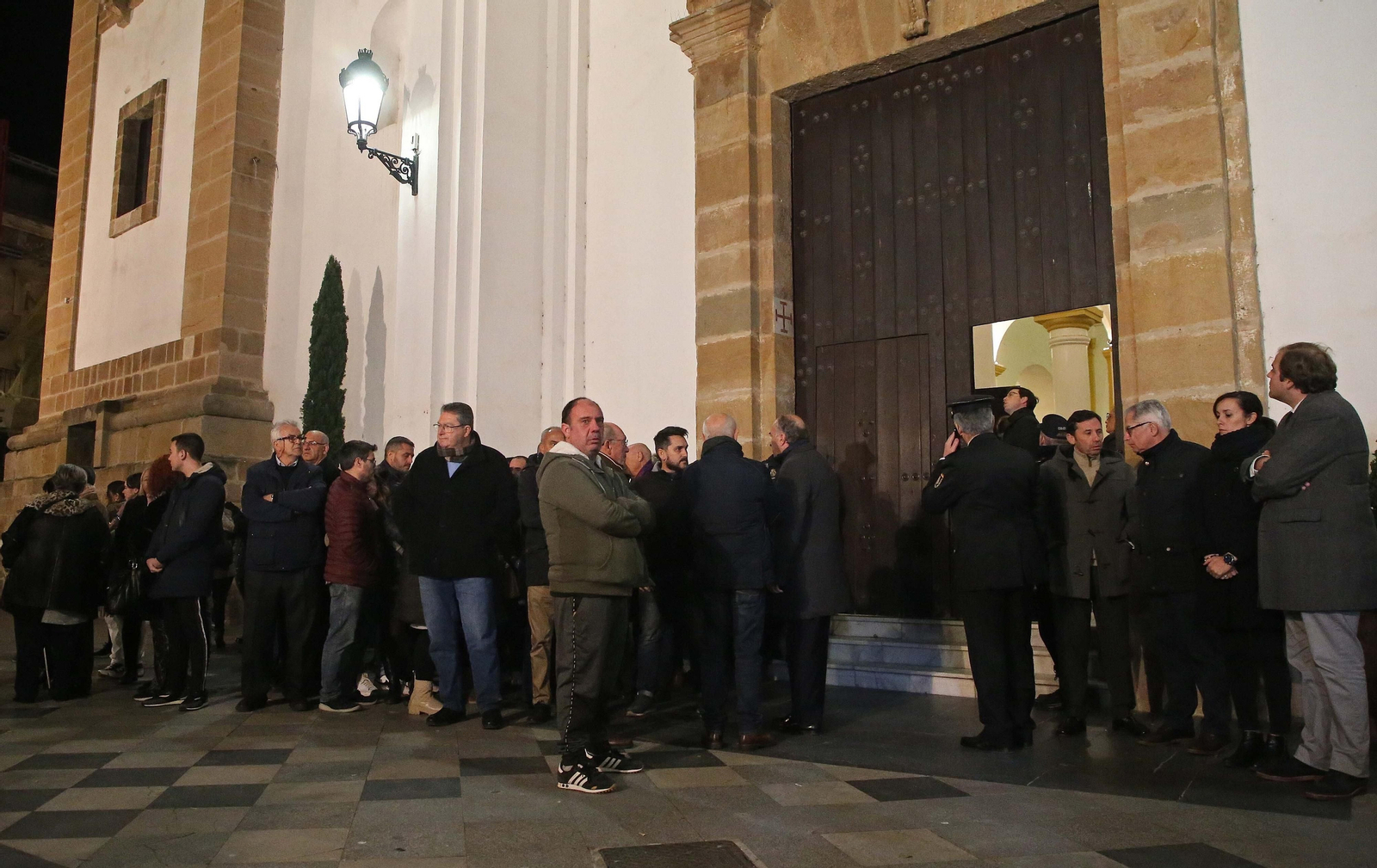 Fotos de la llegada de los restos mortales de Diego Valencia a la parroquia de La Palma en Algeciras