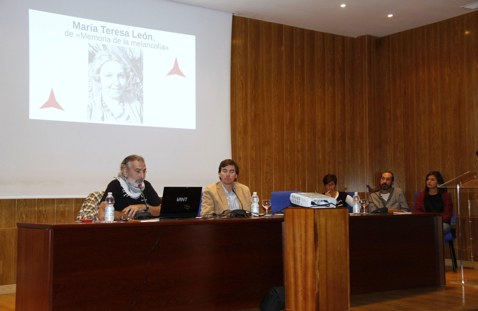 Un momento del acto de homenaje a las Brigadas Internacionales.