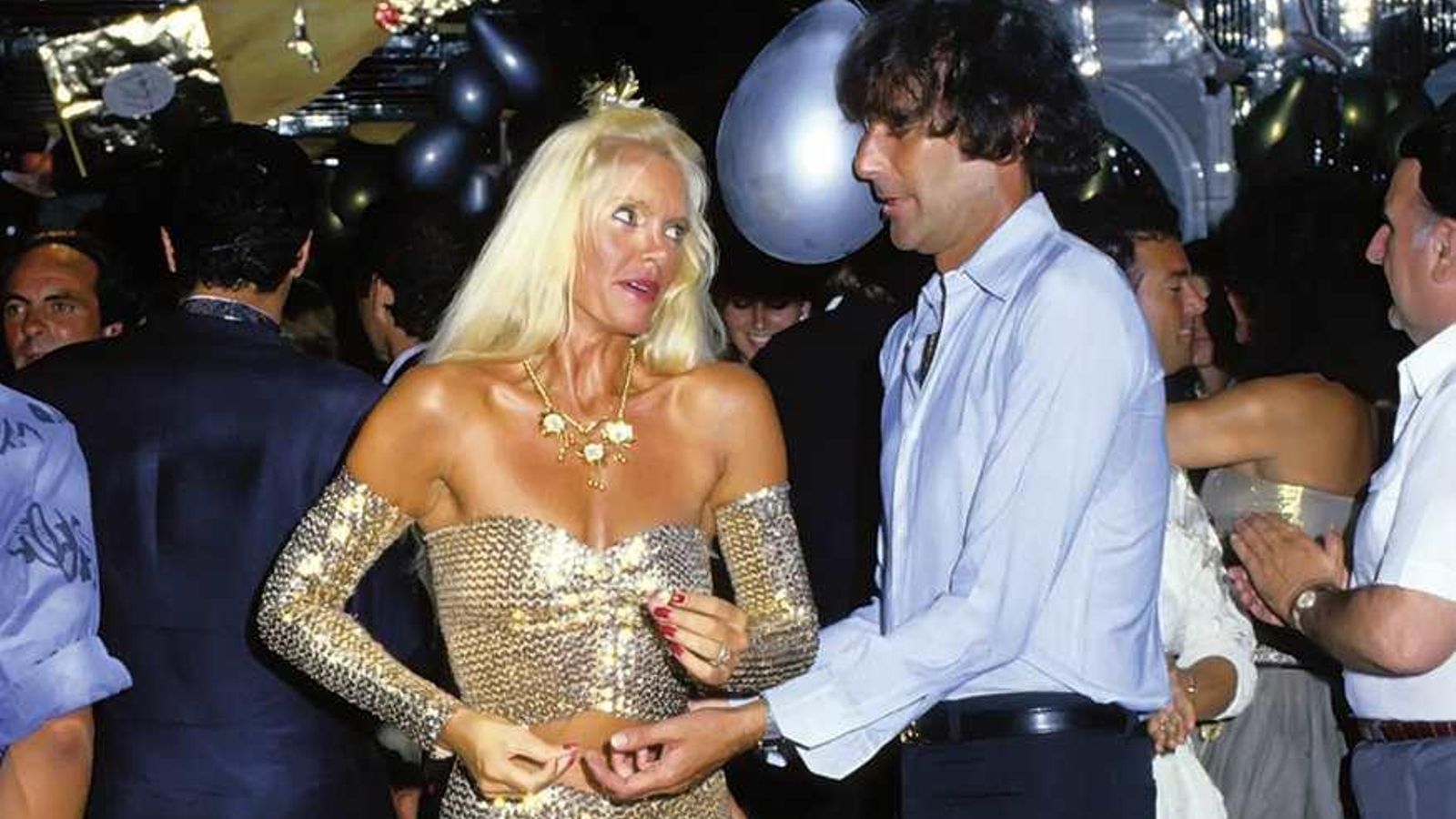 Gunilla con su inseparable Luis Ortiz en una fiesta.