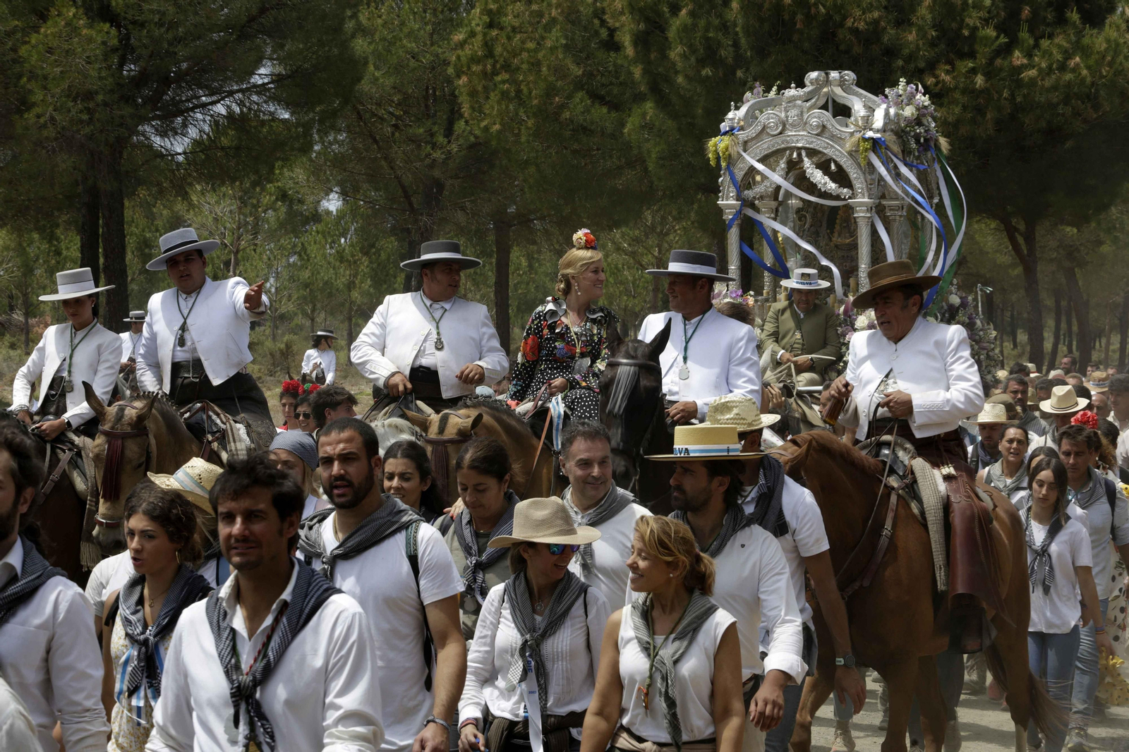 El Rocío 2023: Imágenes del Camino de la Hermandad del Rocío de Huelva