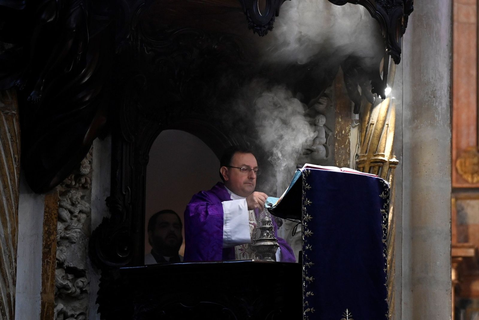 El Miércoles de Ceniza en la Catedral de Córdoba, en imágenes