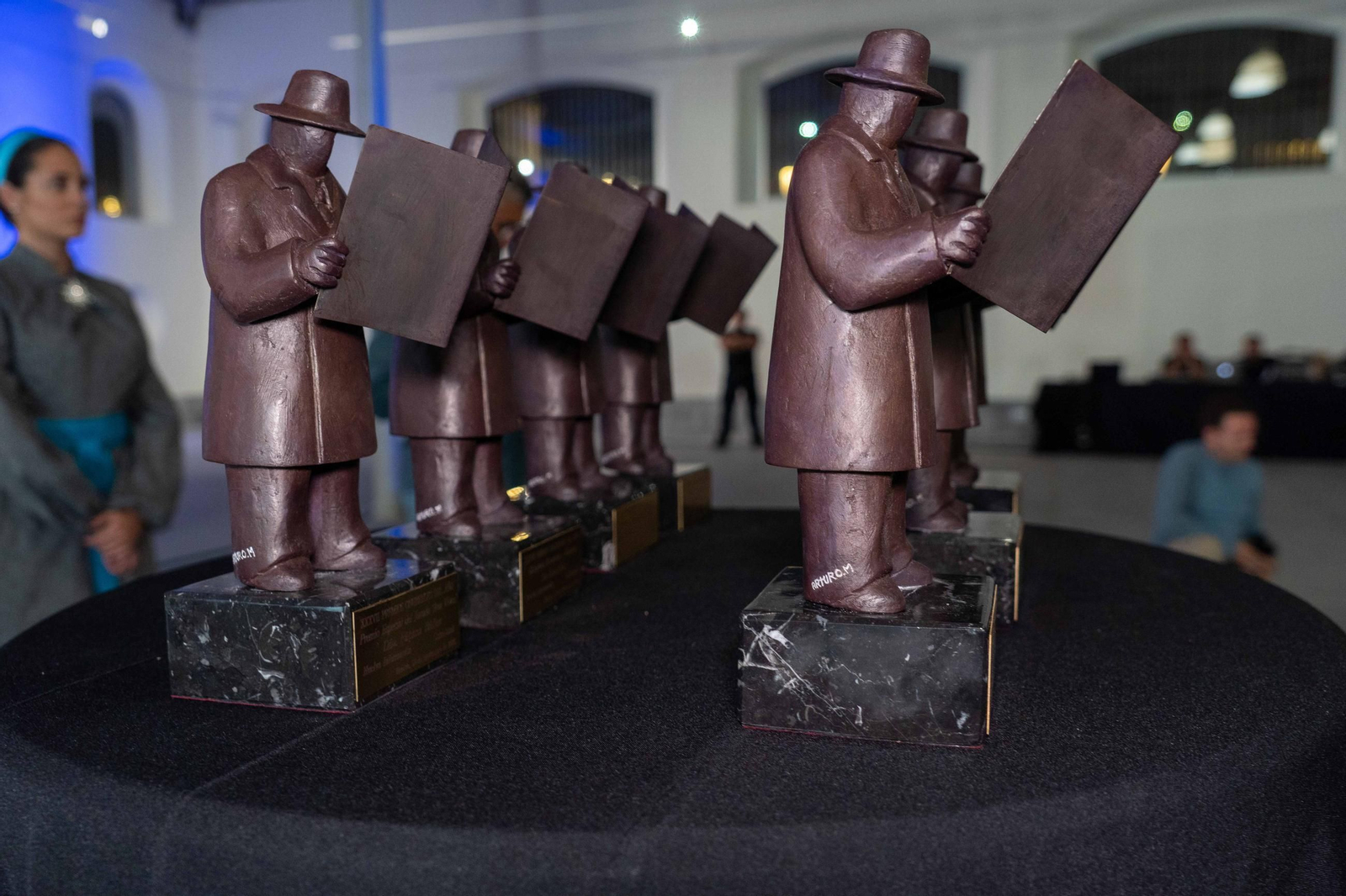 Imágenes de los invitados a la gala de los  37 premios Onubenses del Año