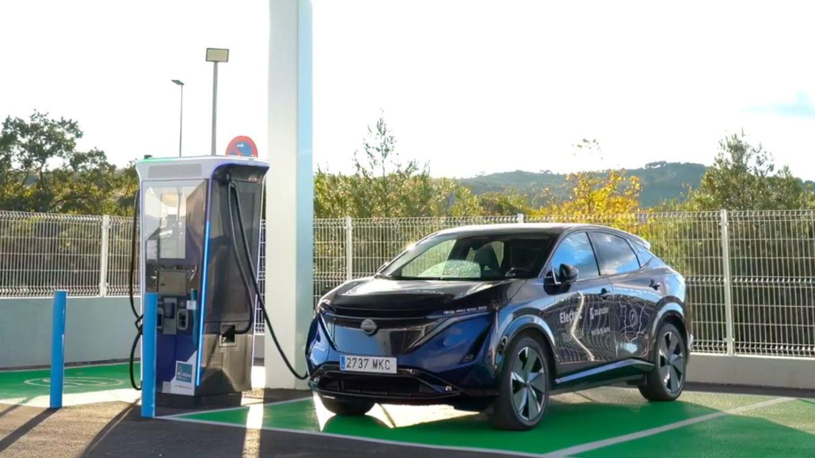 Desde principios de este año está disponible la oferta que permite cargar gratuitamente en la red Zunder los Ariya.