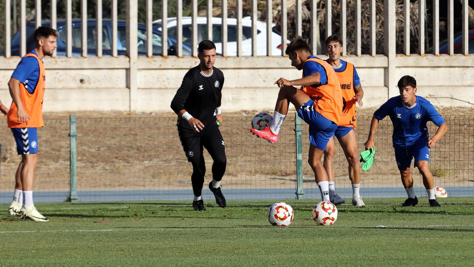 Las fotos del primer entrenamiento de la pretemporada 2025 del Xerez DFC