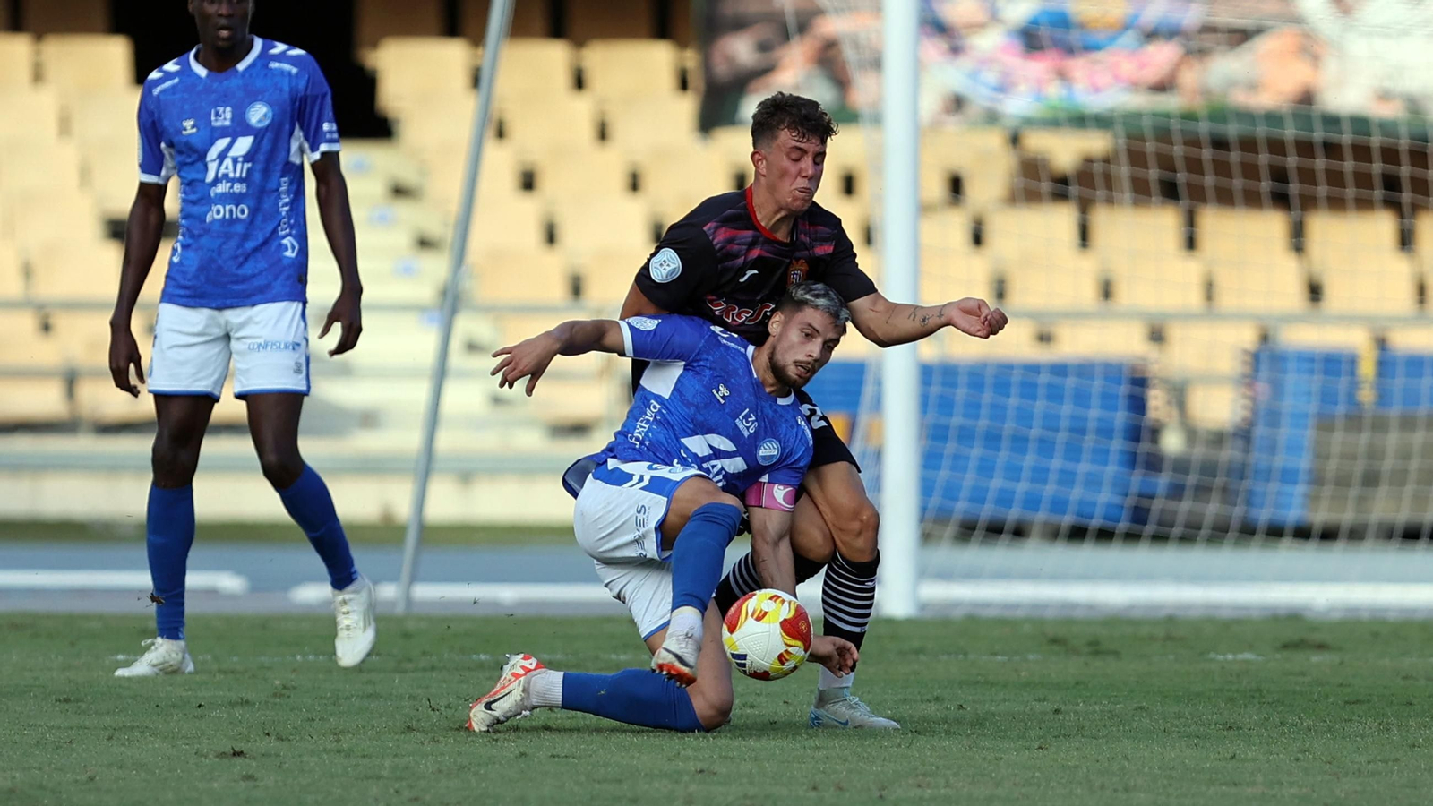 Imágenes del Xerez DFC contra el Águlas FC en Chapín