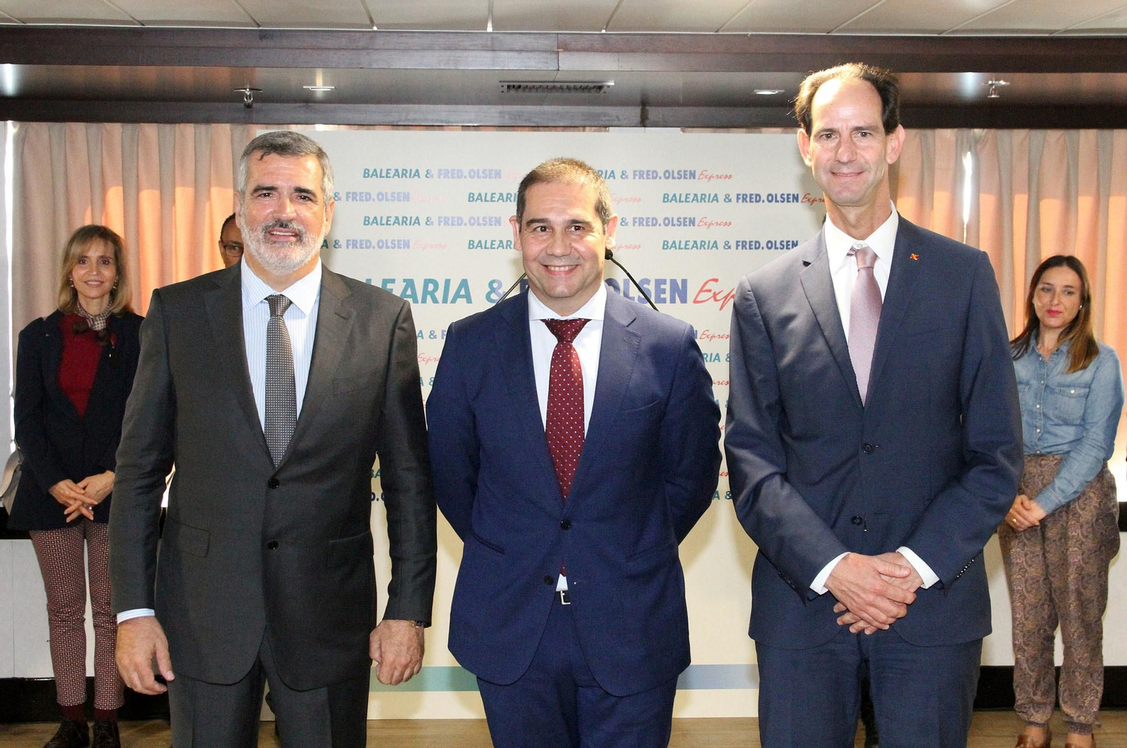 Balearia,  Fred Olsen y el Puerto de Huelva presentan la nueva línea entre Huelva y Canarias, en imágenes