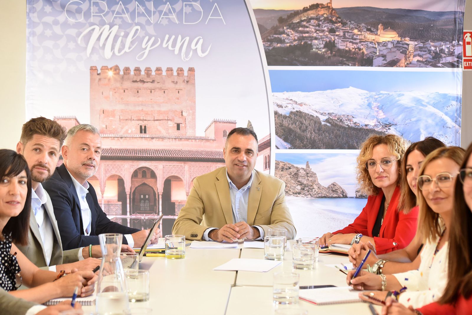 Los mayores de Granada disfrutarán de un programa de viajes provincial gracias a la Diputación