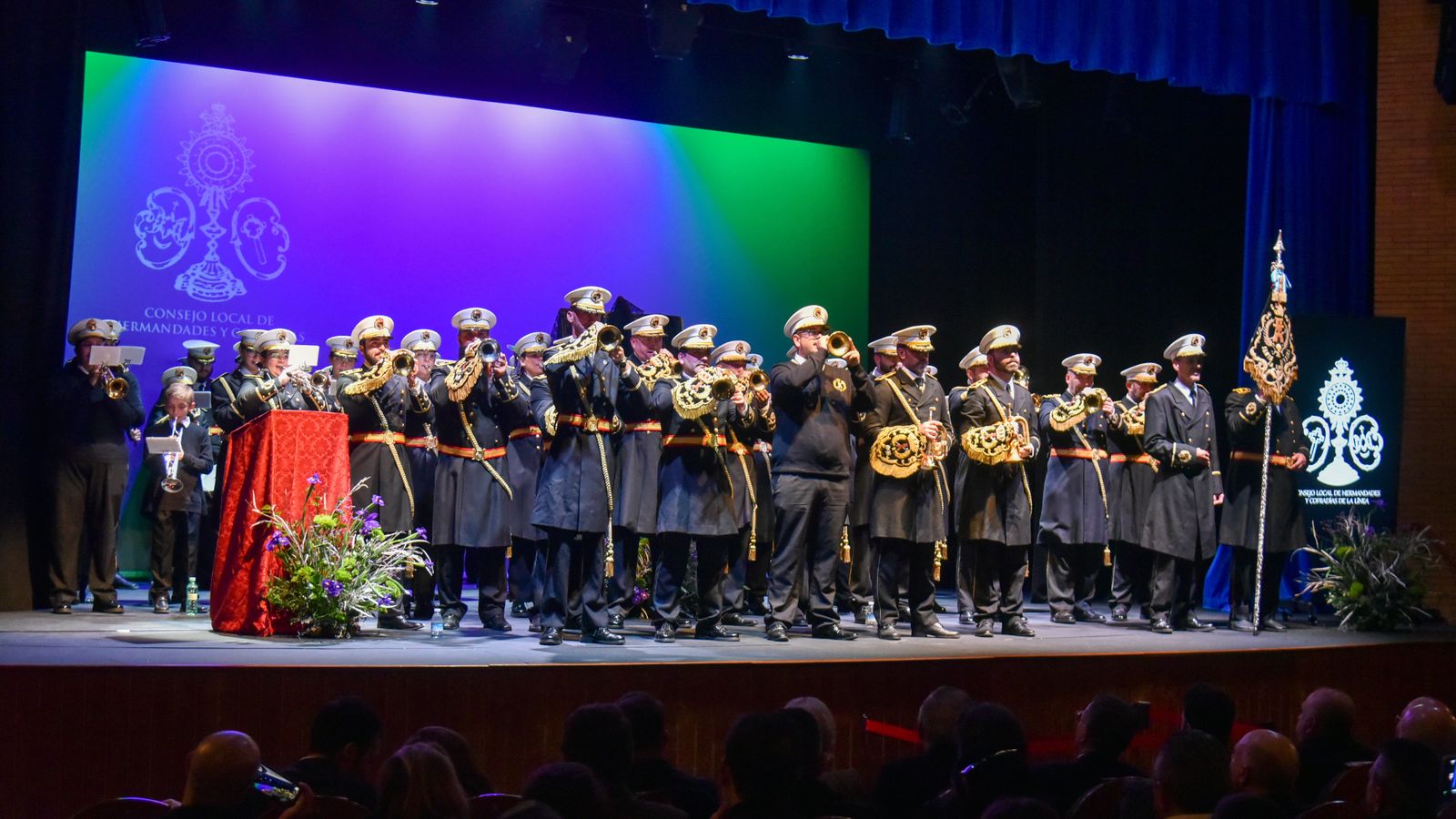 La presentación del cartel de oficial de la Semana Santa de La Línea 2024, en imágenes