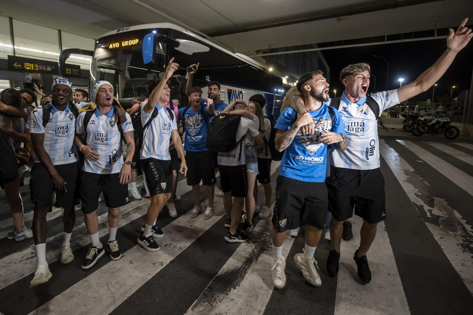 Así fue la locura del ascenso del Málaga CF en Tarragona