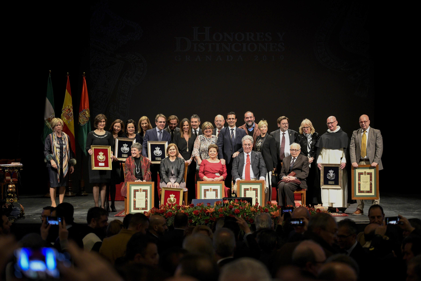 Acto de entrega de honores y distinciones del Ayuntamiento.