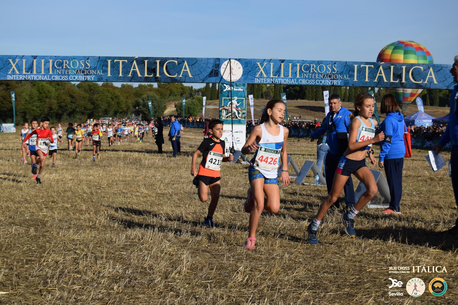 Búscate en las fotos del Cross de Itálica 2025 | 9