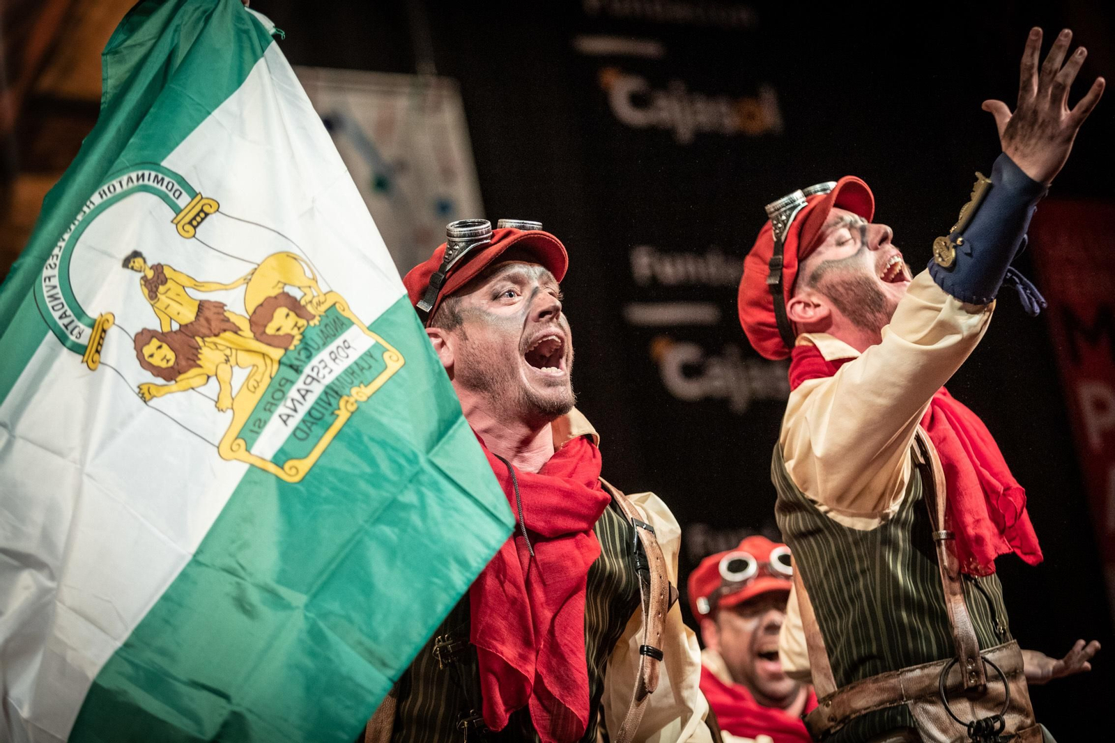 La comparsa ' La llave' durante su actuación