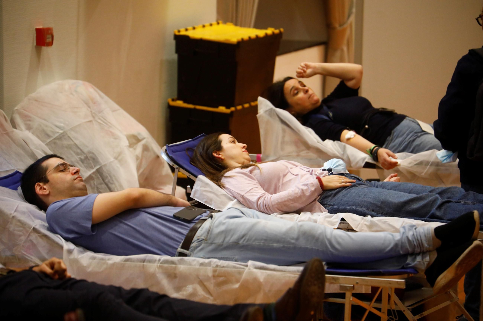 El maratón de la donación de sangre para salvar vidas por Navidad en Córdoba, en imágenes