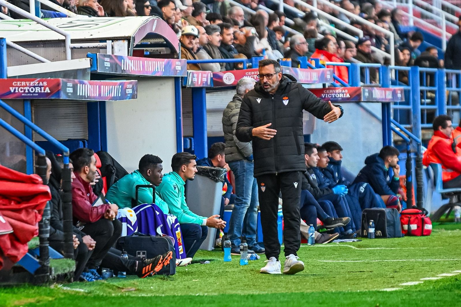 Manolo Herrero comenta con Santi López una acción del encuentro.