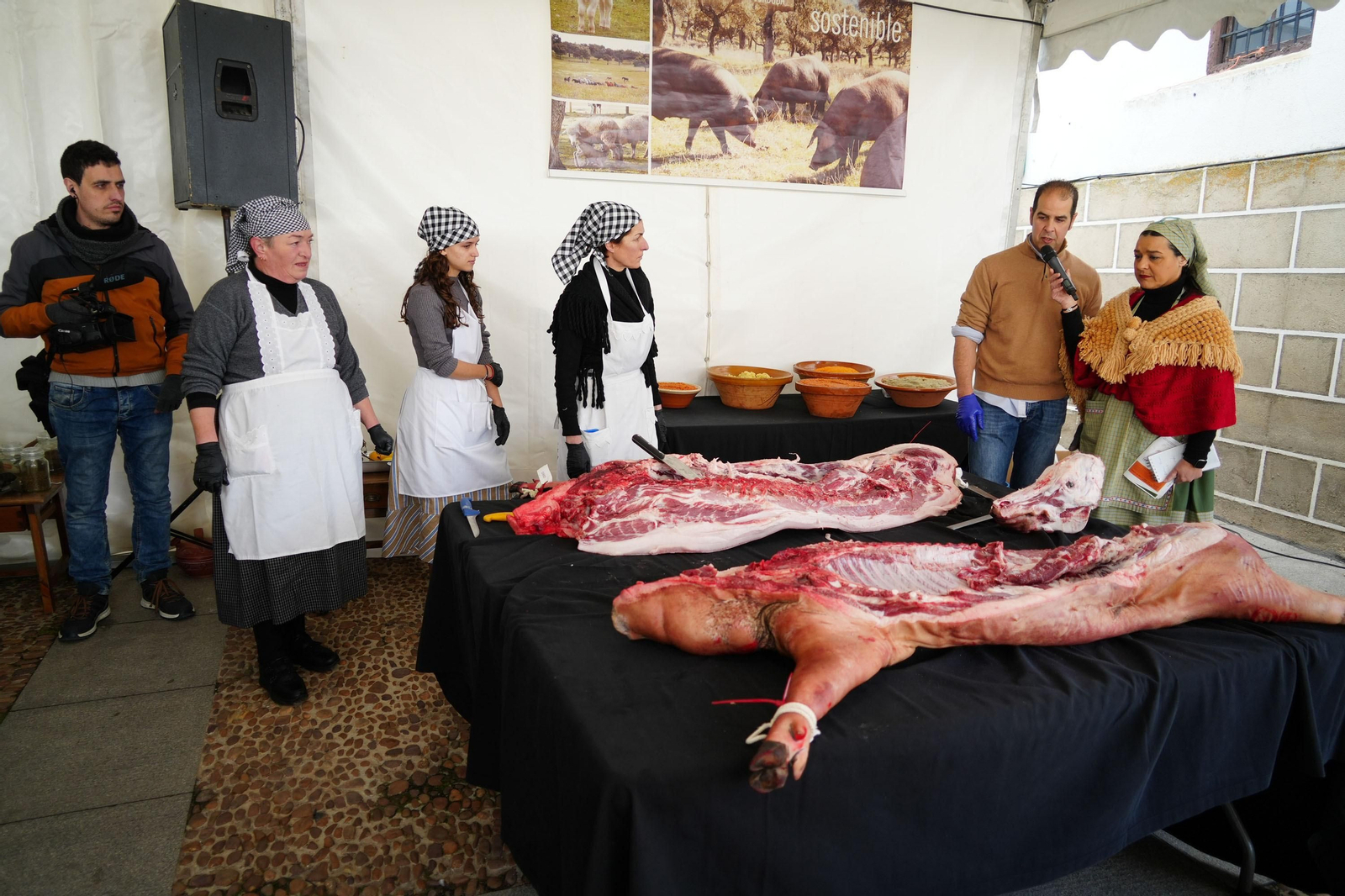 La Fiesta de la Matanza y la Artesanía Popular de Villanueva de Córdoba, en fotografías