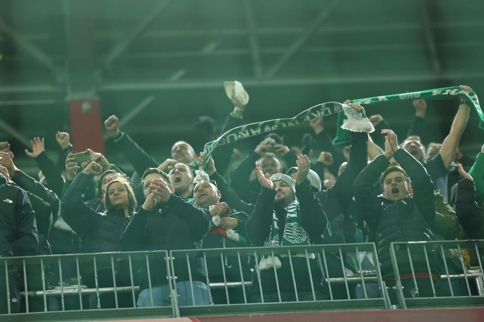 Salzburgo-Ferencvaros (53).jpg