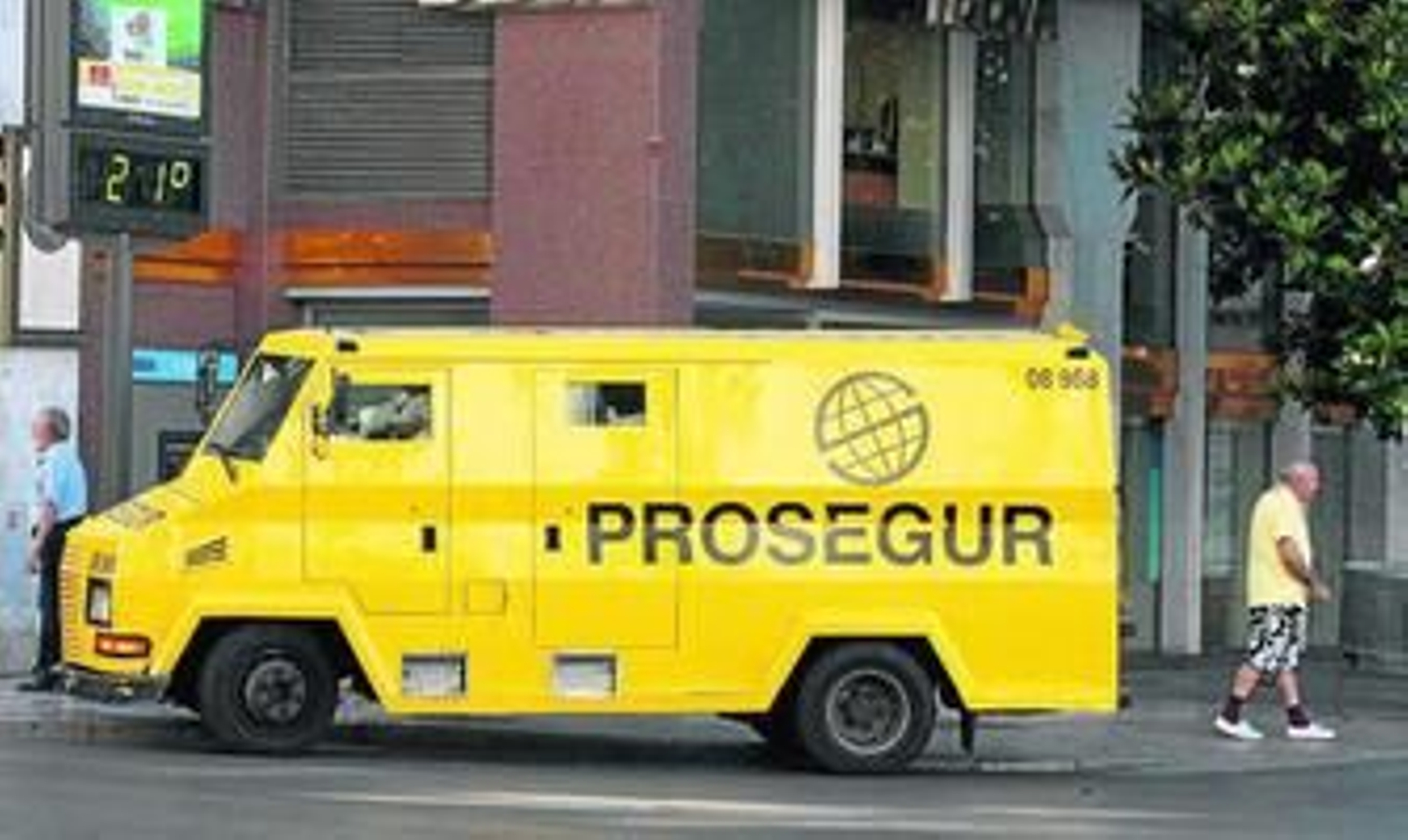 Adicae teme que las entidades financieras quieran que el rescate lo paguen los usuarios.