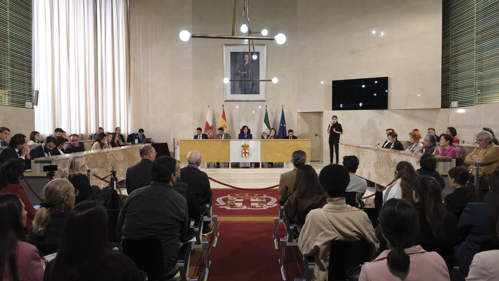 Imágenes del Pleno del Ayuntamiento de Almería sobre el estado de la Ciudad