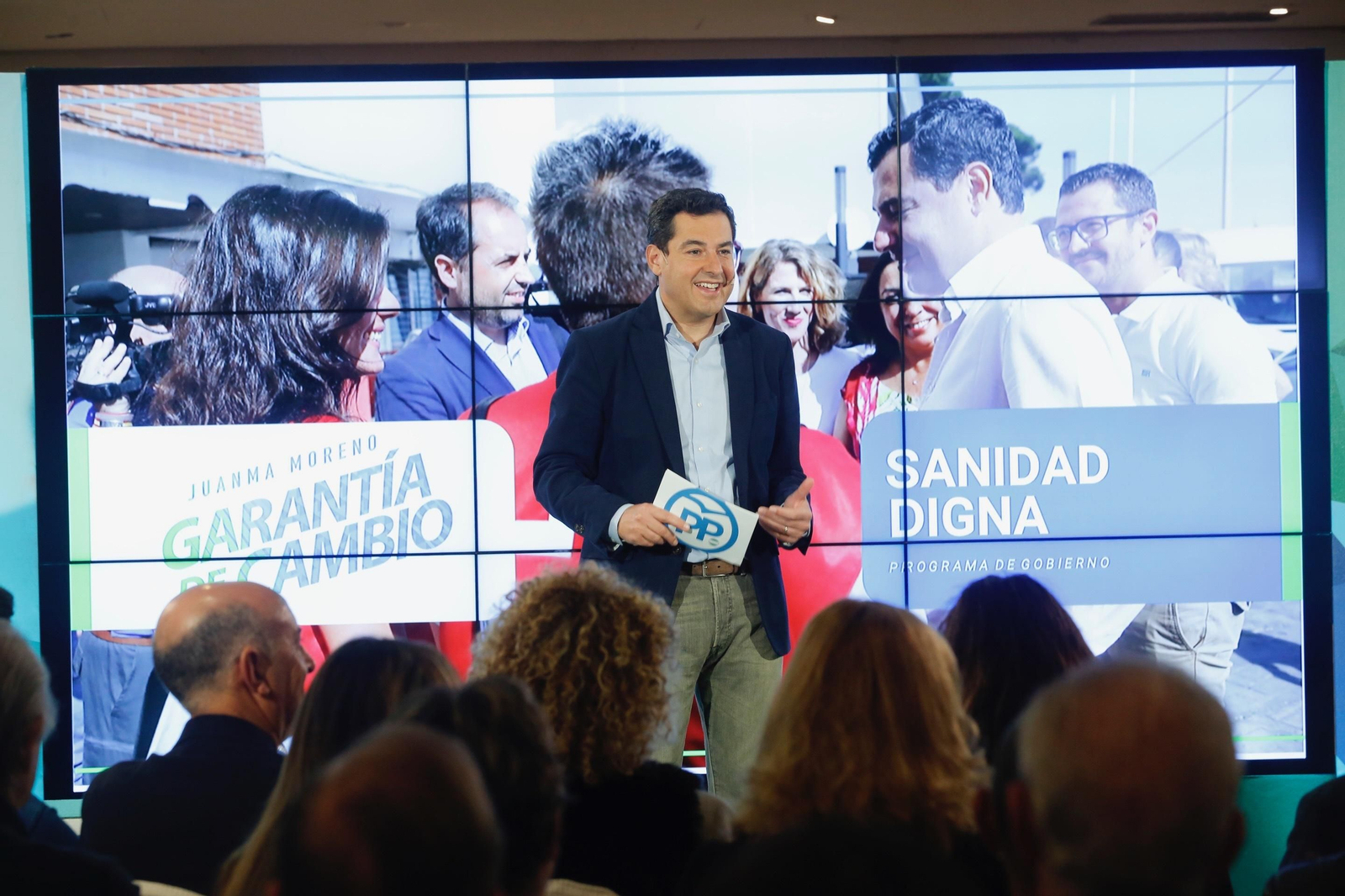 El presidente del PP-A, Juanma López, ayer en Huelva para presentar su programa para la sanidad andaluza.
