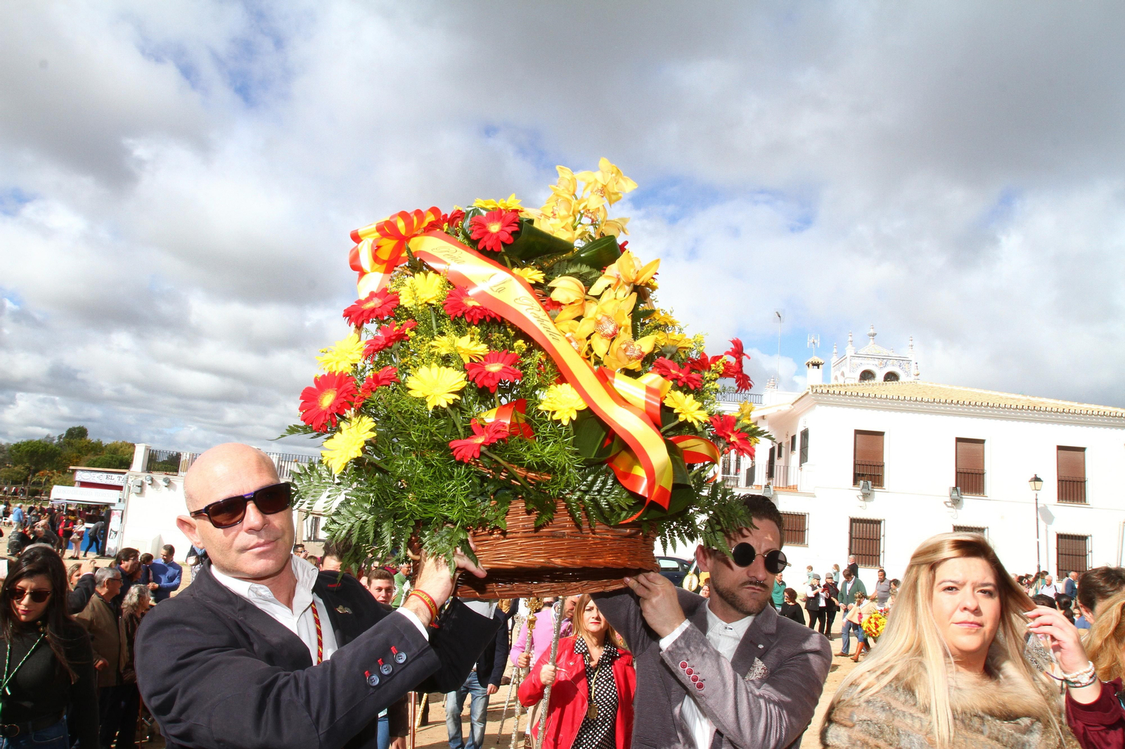 Peregrinación de la Hermanda de Emigrantes al Rocío