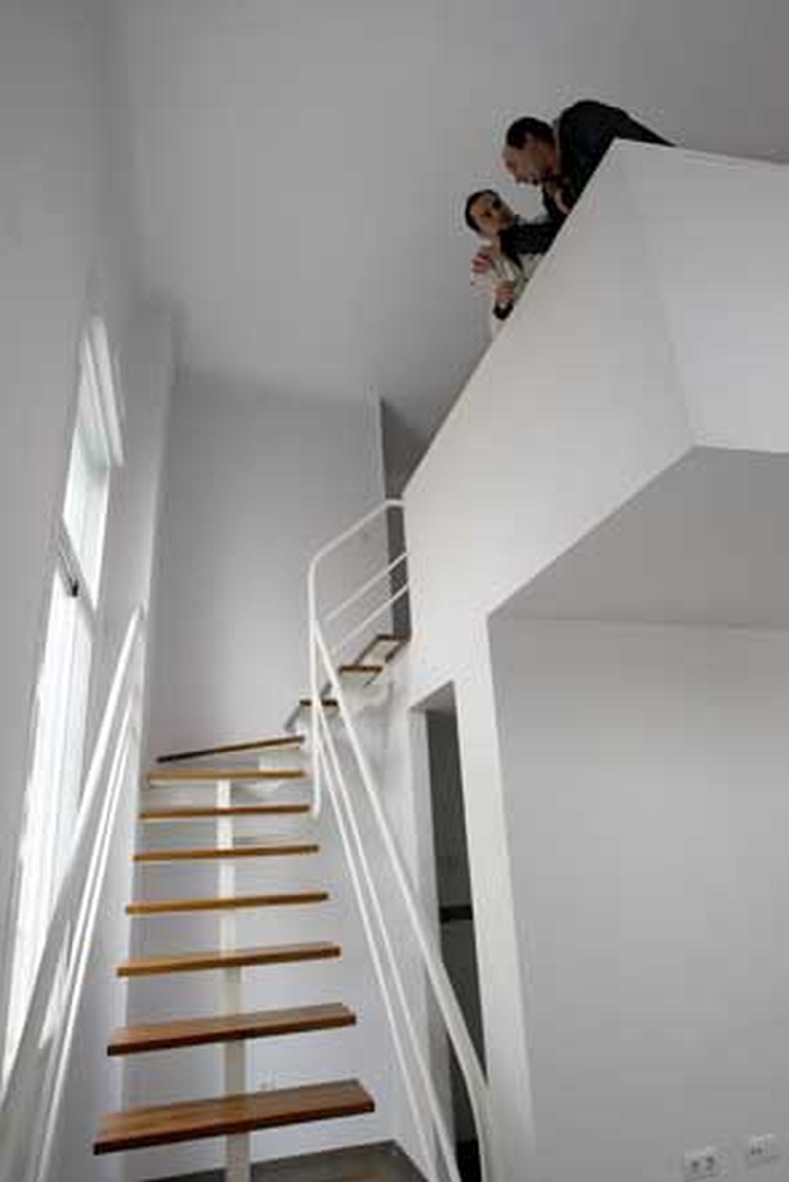 Teófila Martínez entrega las llaves de las viviendas construidas en Botica, 27

Foto: Jose Braza