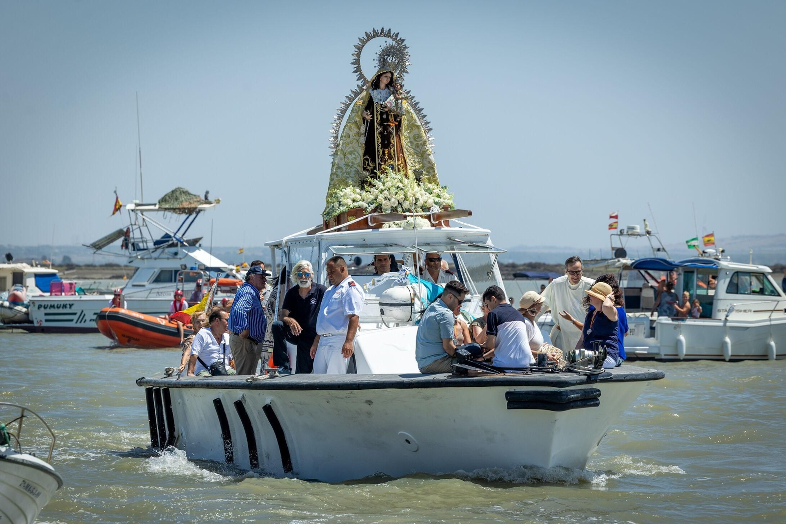 Así ha sido la procesión marítima de la Virgen del Carmen de Gallineras: las imágenes
