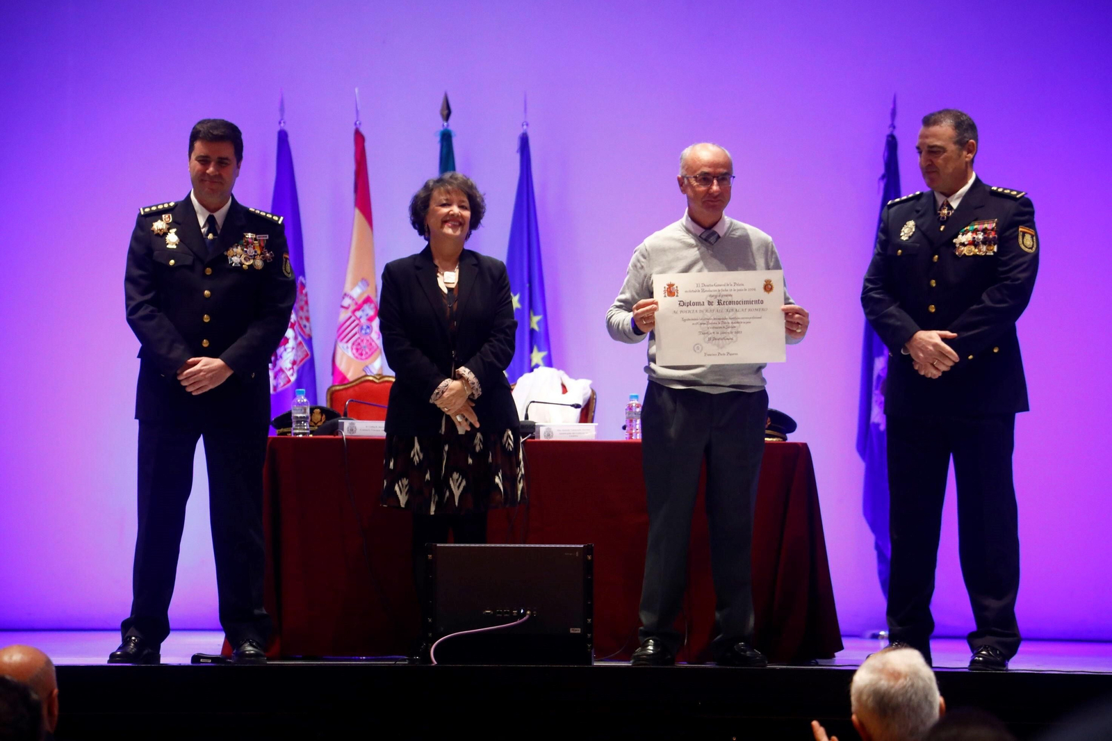 El acto del 199 aniversario de la Policía Nacional en Córdoba, en imágenes