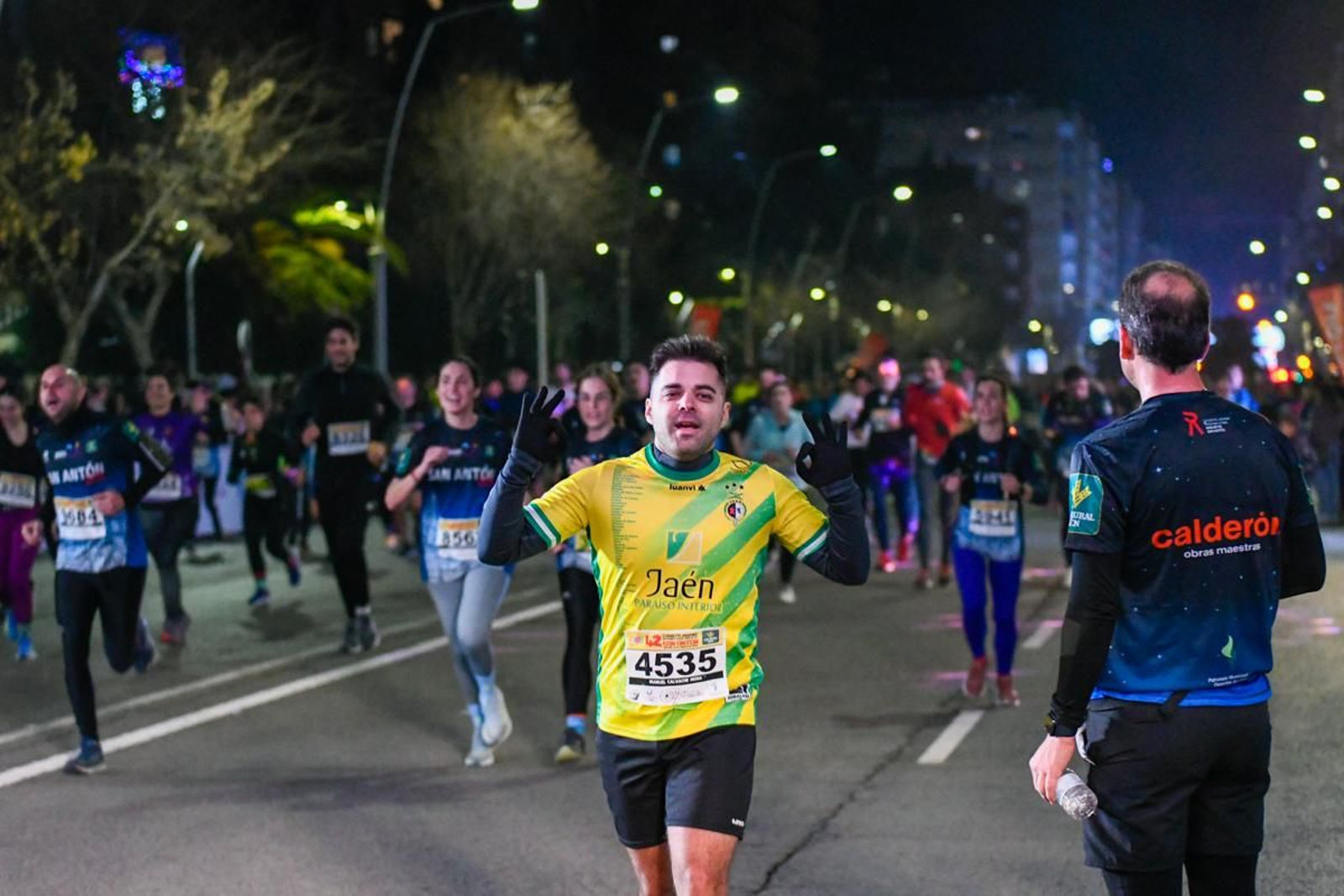 En imágenes: búscate en tu llegada a meta de la Carrera de San Antón 2025 (10)