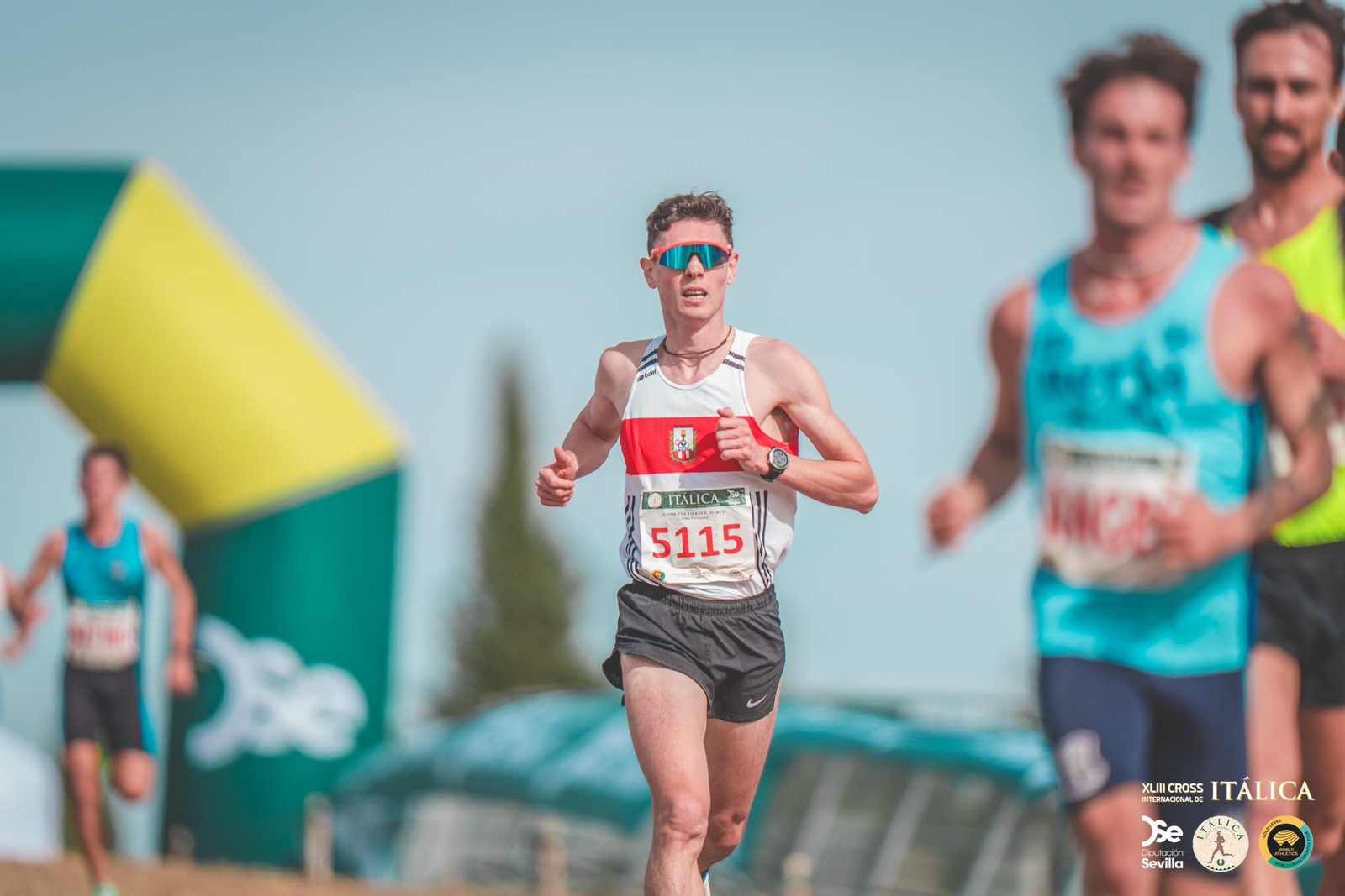 Búscate en las fotos del Cross de Itálica 2025 | 12