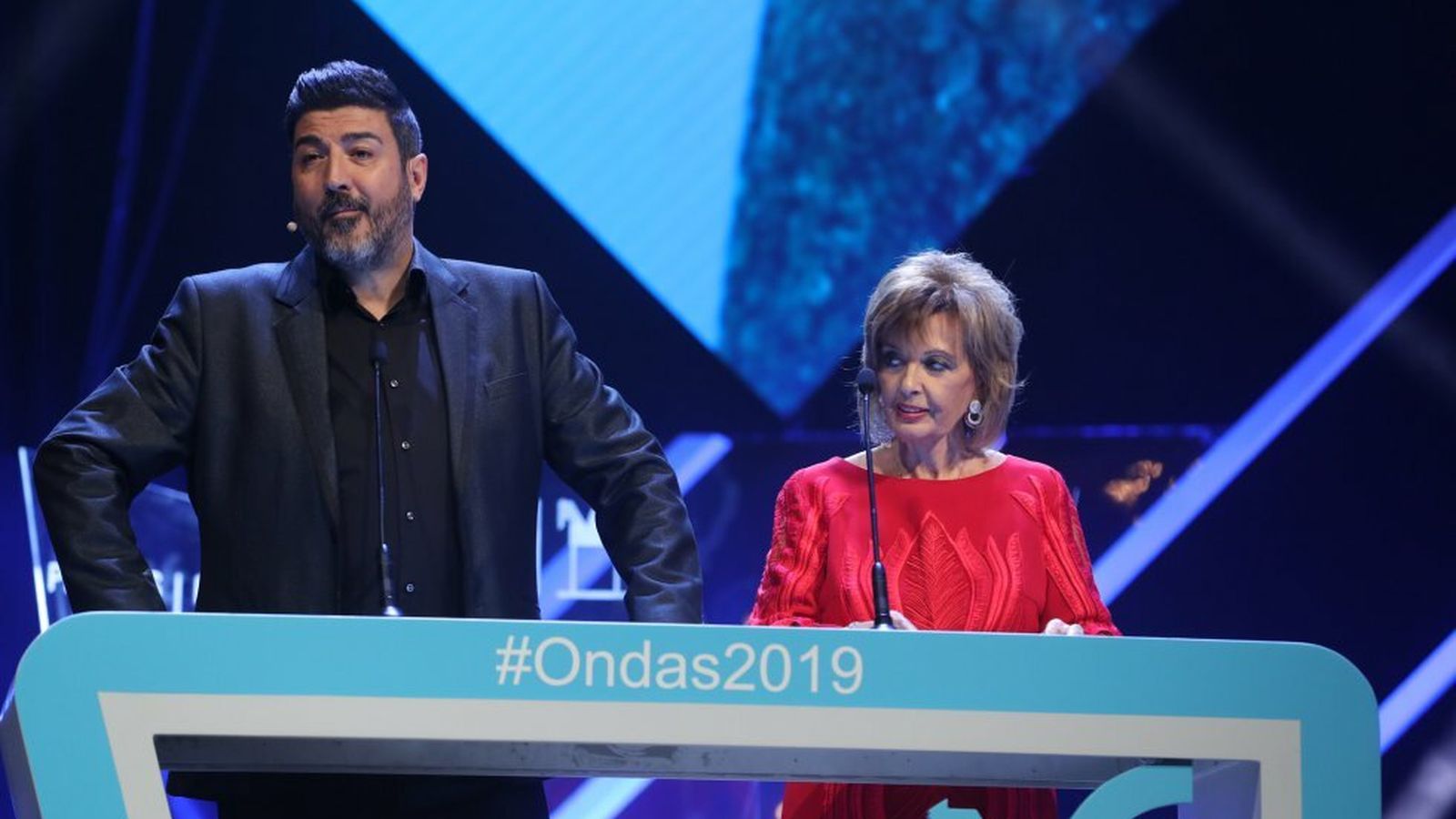 Tony Aguilar y María Teresa Campos