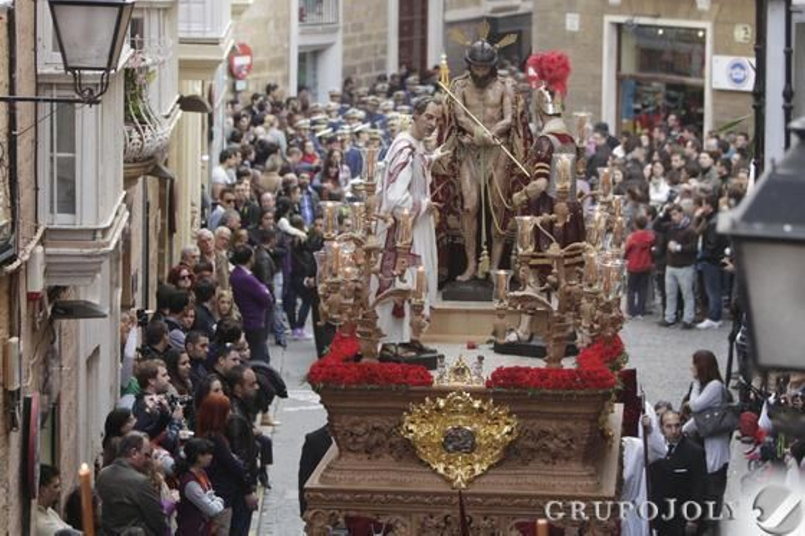 Real y Venerable Archicofradía de Nuestro Padre Jesús del Ecce-Homo, María Santísima de las Angustias y San Juan Evangelista.  Foto: Lourdes de Vicente