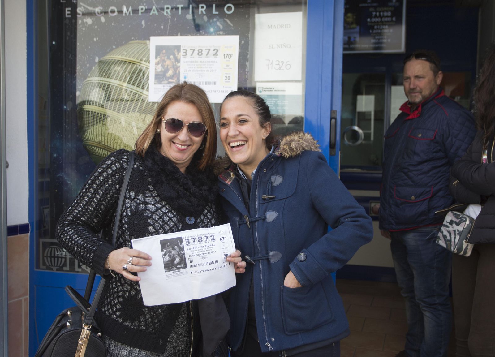 Lebrija celebra su suerte en  la Lotería de Navidad