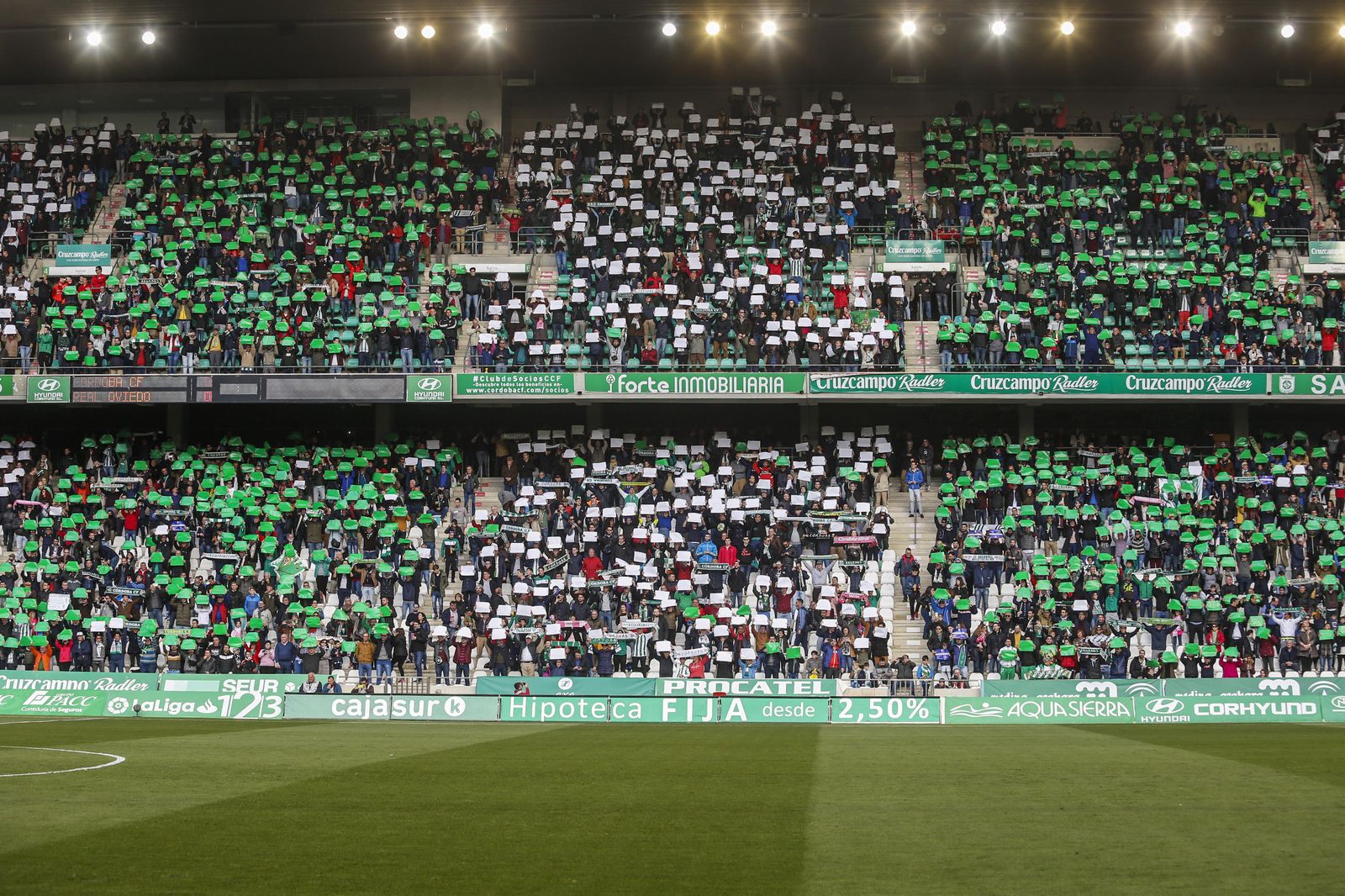 Las imágenes del Córdoba-Oviedo