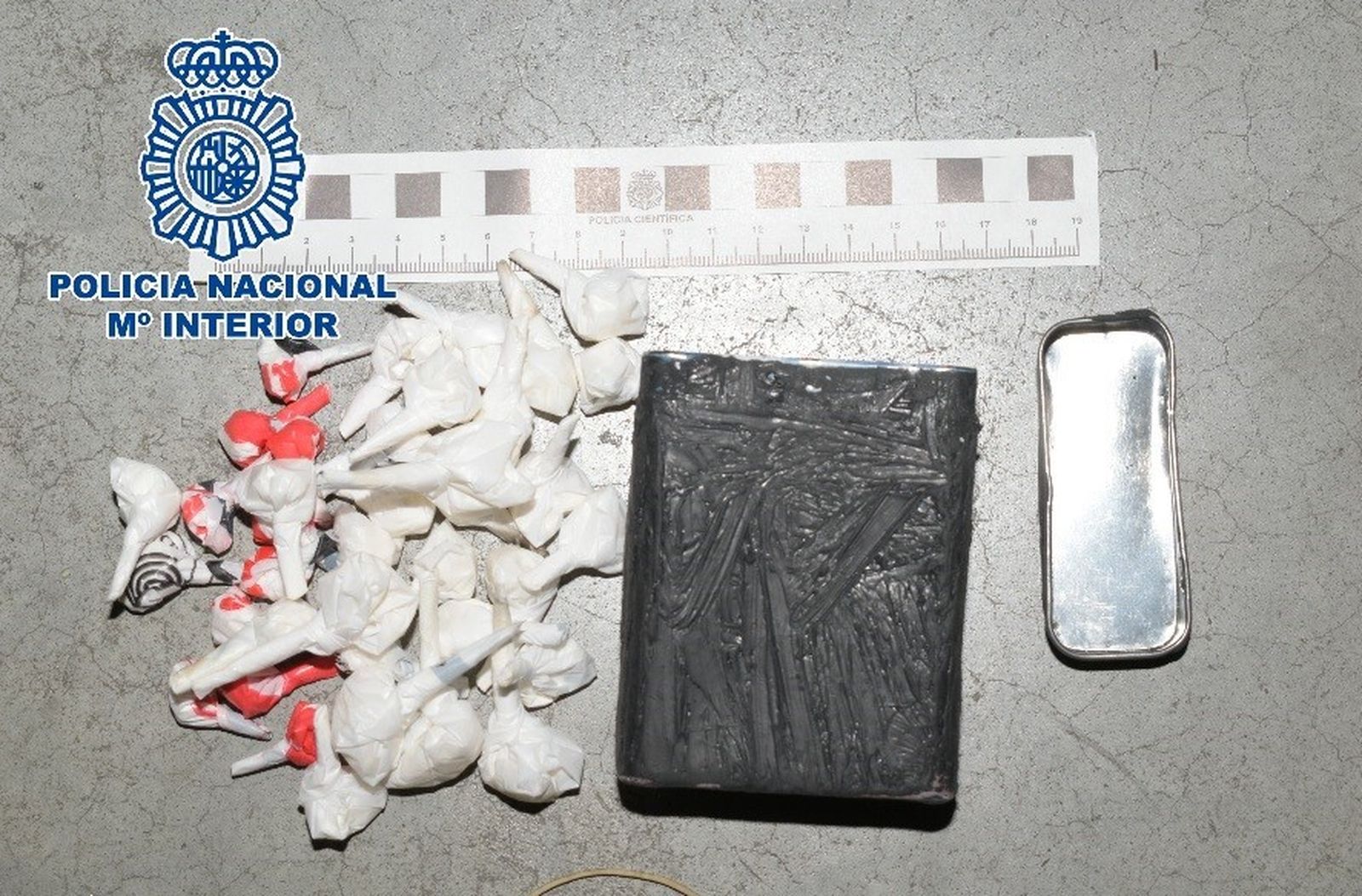 Droga intervenida por los agentes