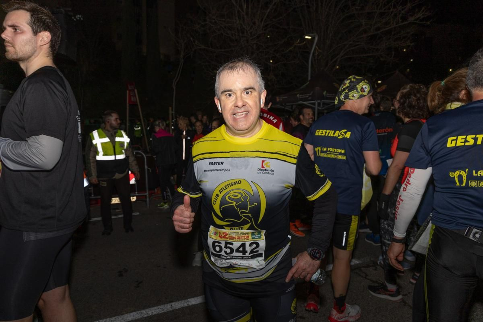 En imágenes: búscate en tu llegada a meta de la Carrera de San Antón 2025 (8)