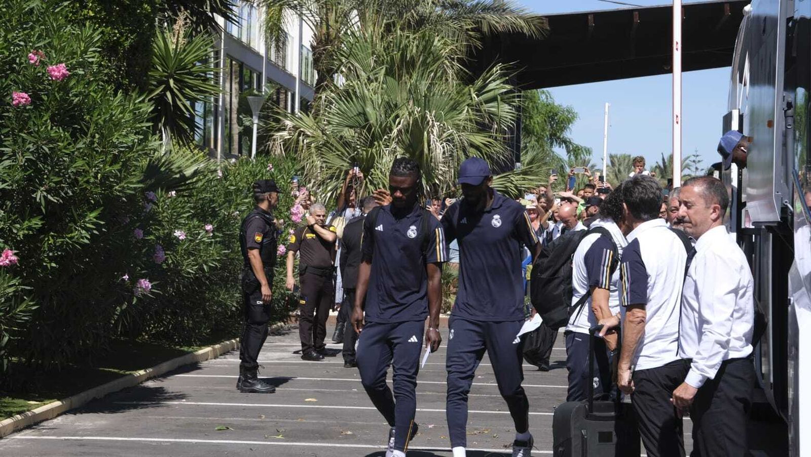 La llegada del Real Madrid a Almería en imágenes