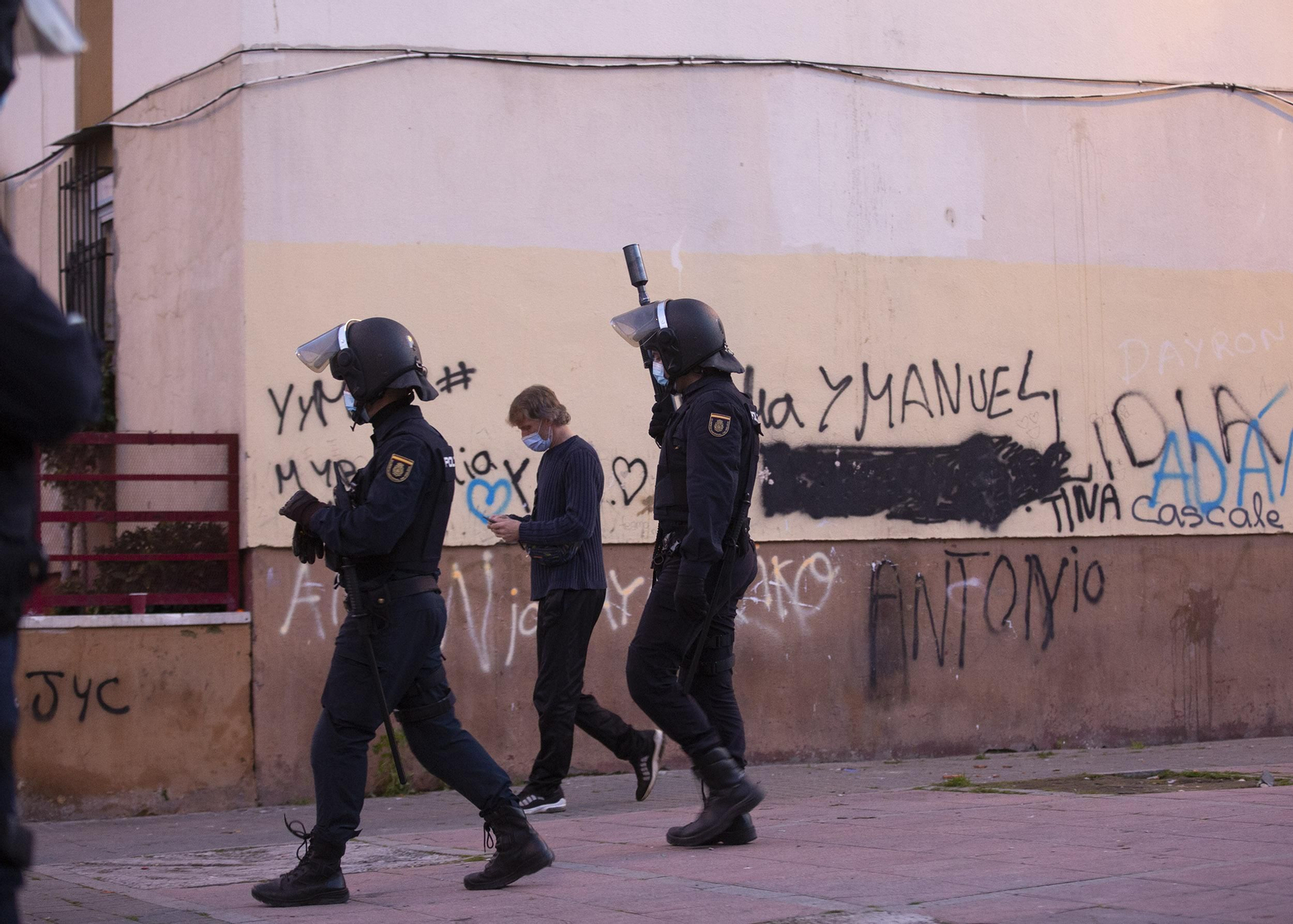 La redada de la Policía Nacional en el Polígono Norte de Sevilla, en imágenes