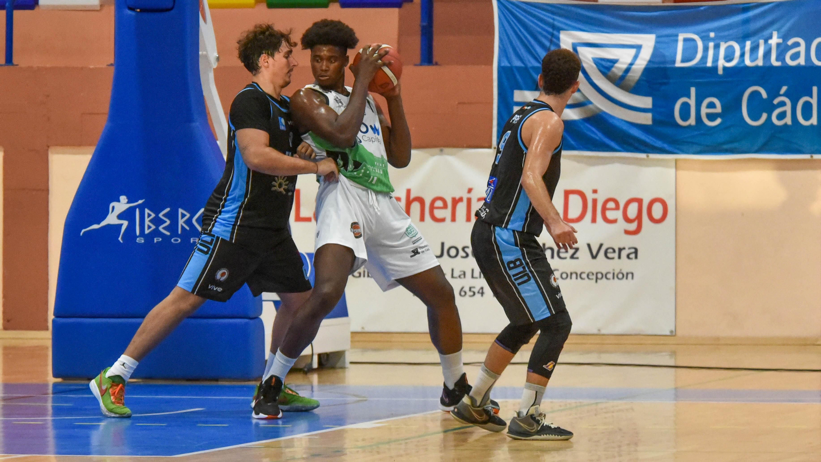 Las fotos de la final de la Copa Diputación EBA en La Línea: ULB-CB San Fernando