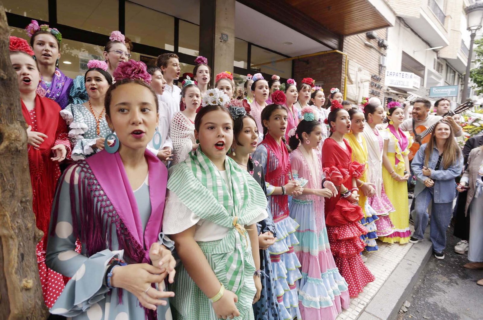 El Rocío 2023: Imágenes de los peregrinos de la Hermandad de Emigrantes