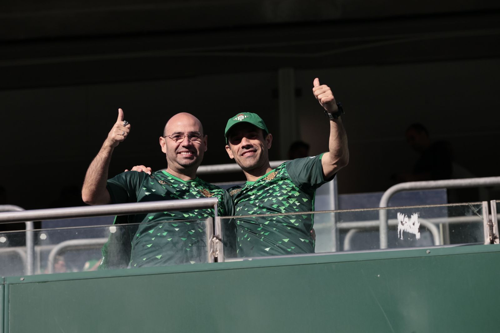 Buscáte en las gradas del Villamarín