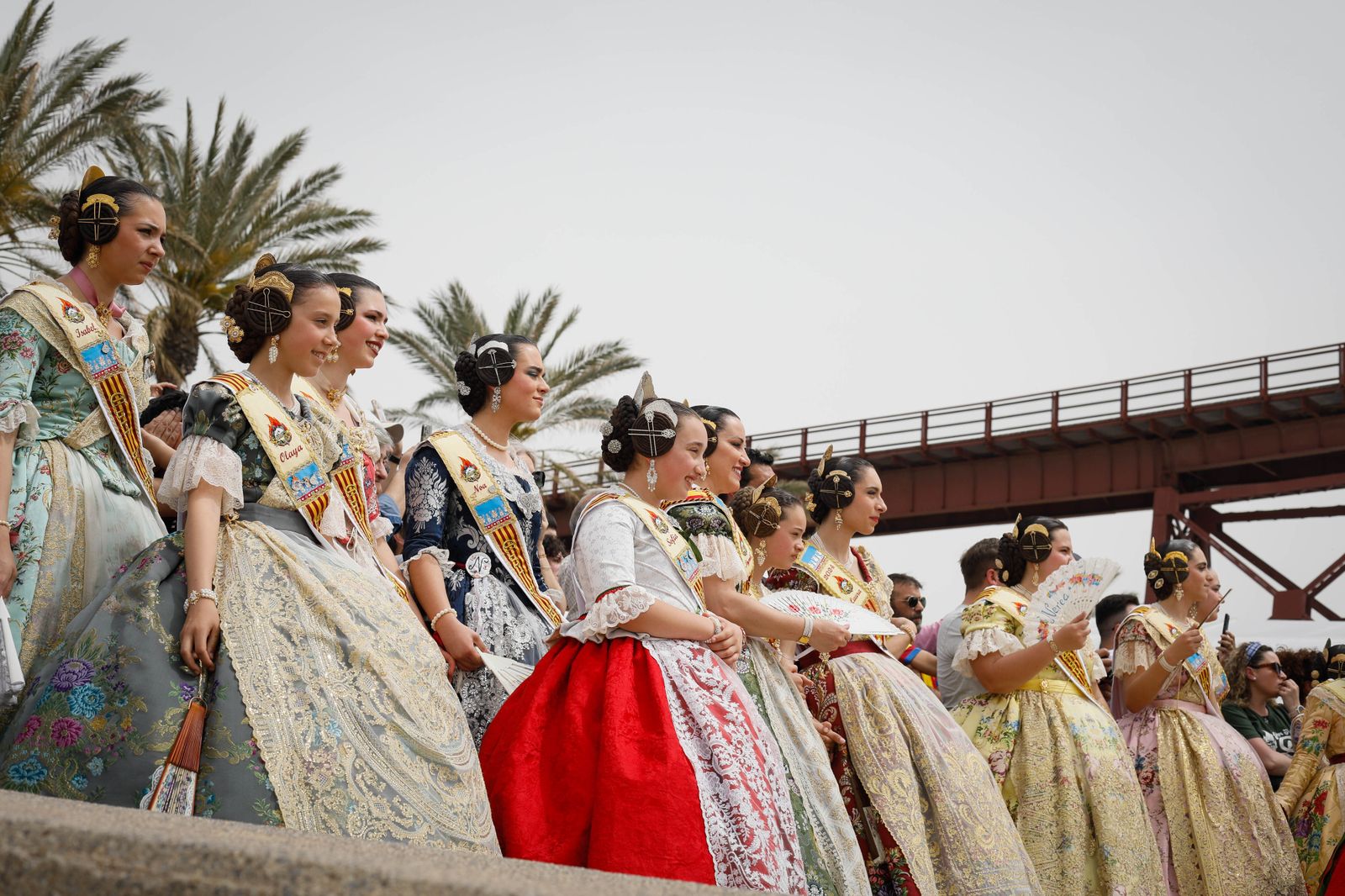 Las mejores imágenes de la "Globotá" en las fallas de Almería