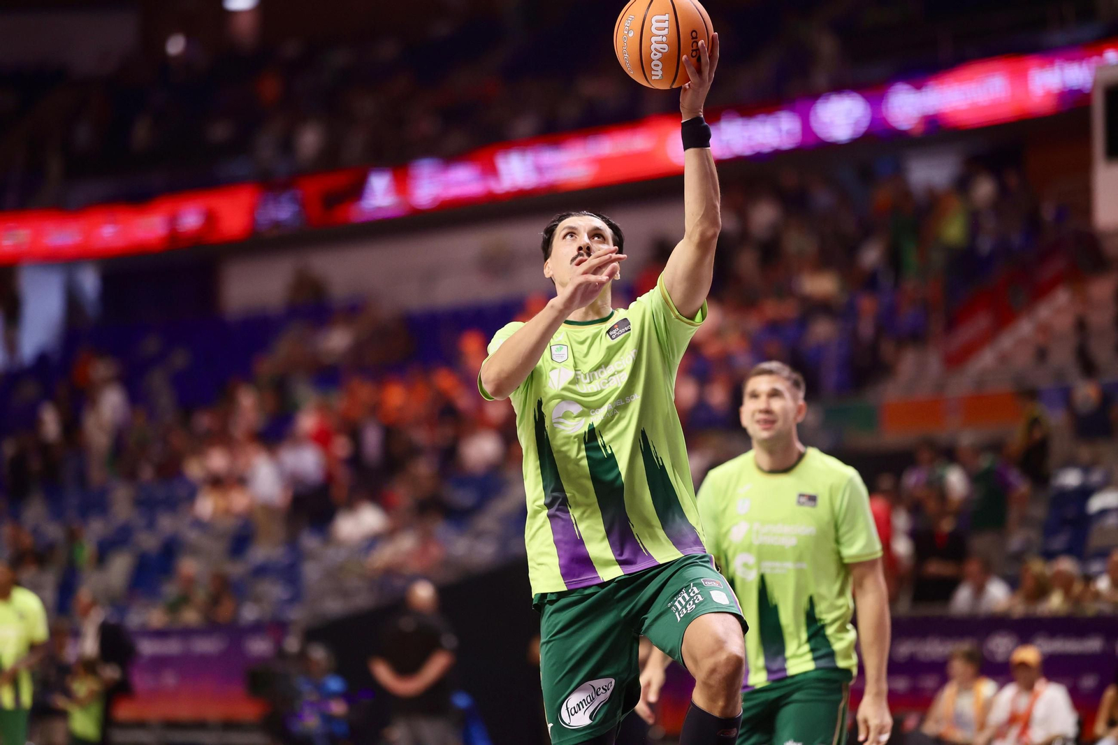 El Unicaja - Valencia Basket de la Supercopa, en fotos