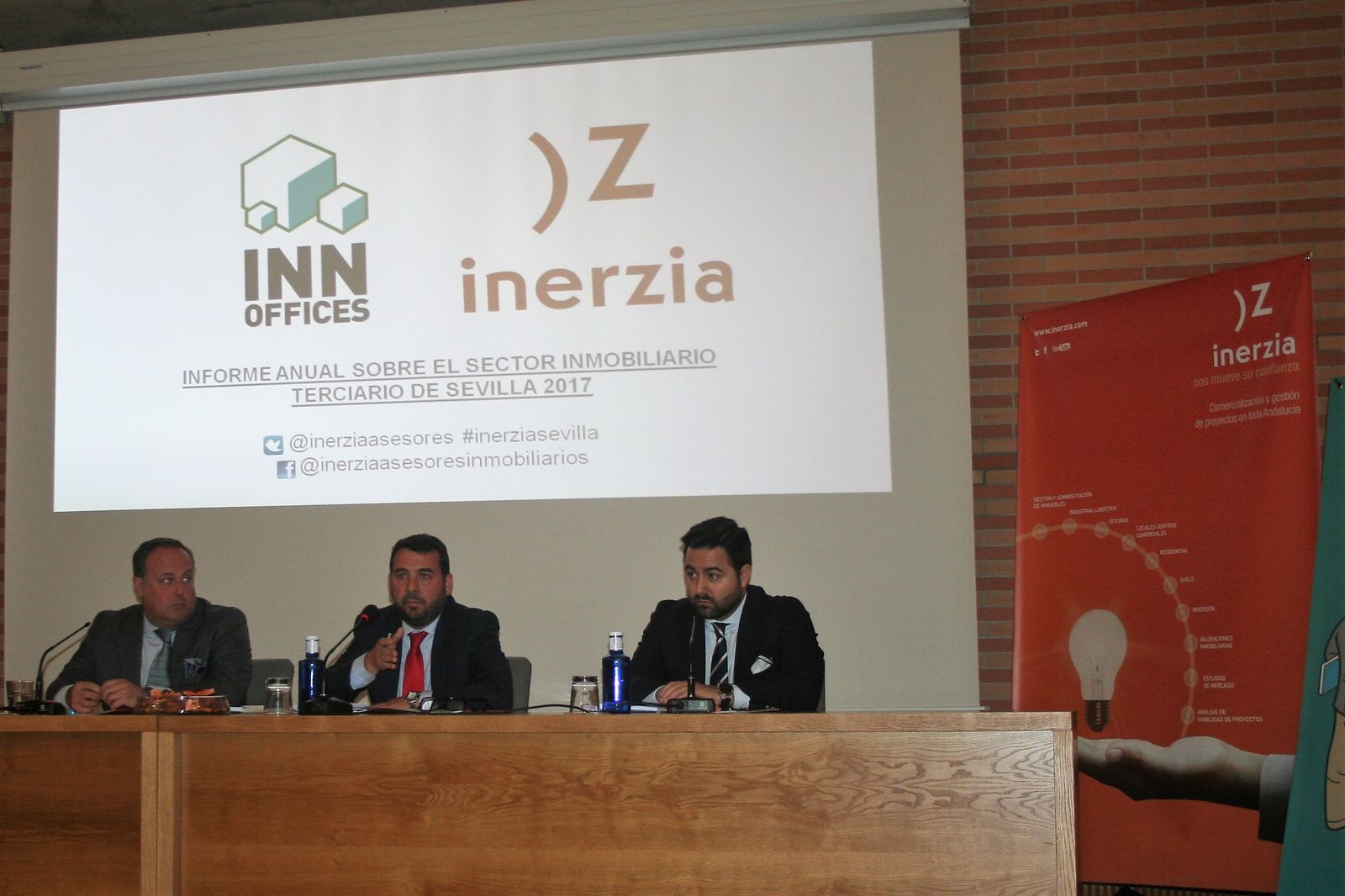 Rueda de prensa para presentar el informe