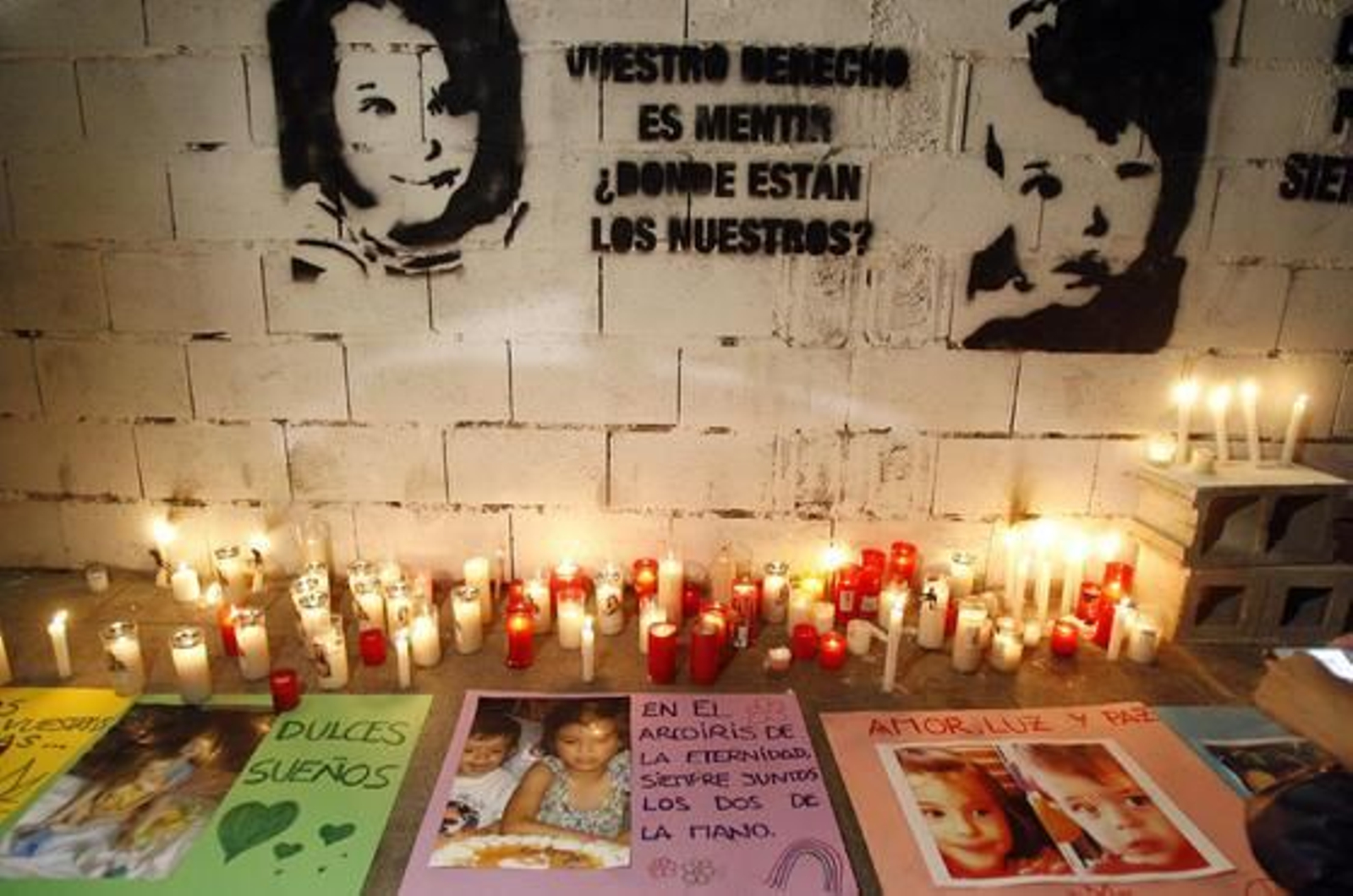 Concentración y manifestación en memoria de los niños Ruth y José, tras conocerse las noticias de los informes de los forenses.

Foto: Jose Martinez