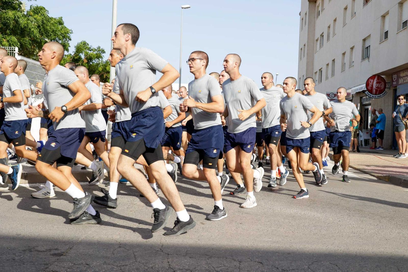 Las imágenes de la carrera Ruta 091 Kilómetros Solidarios celebrada en San Fernando