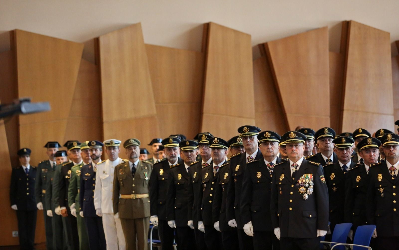 Policías nacionales, durante la celebración del acto con motivo del Día del Patrón